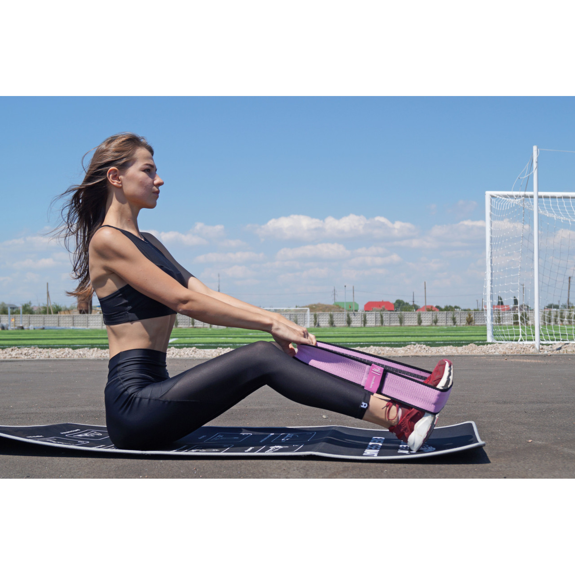 Тканая резинка для фитнеса и спорта PowerPlay 4111 Hip Band M Medium Розовая (d_76cm) - 2 - Robinzon.ua