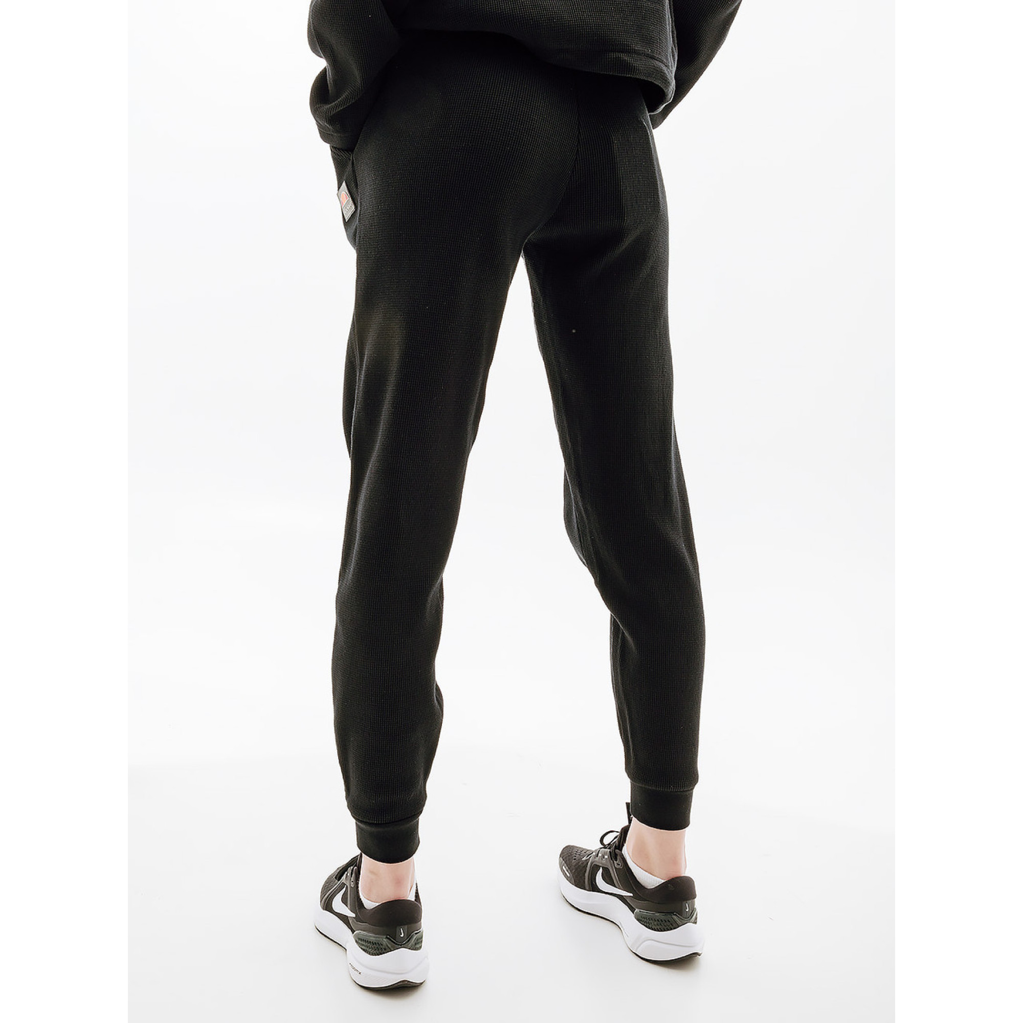 Жіночі штани Ellesse Lorina Jog Pant Чорний 2XS (7dSRR17808-011 2XS) - 1 - Robinzon.ua