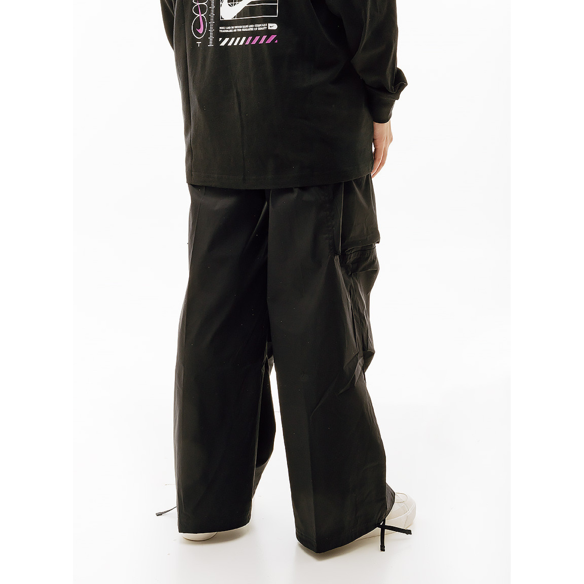 Жіночі Штани Nike W WVN OS PANT HR SW Чорний XS (7dFV4969-010 XS) - 1 - Robinzon.ua