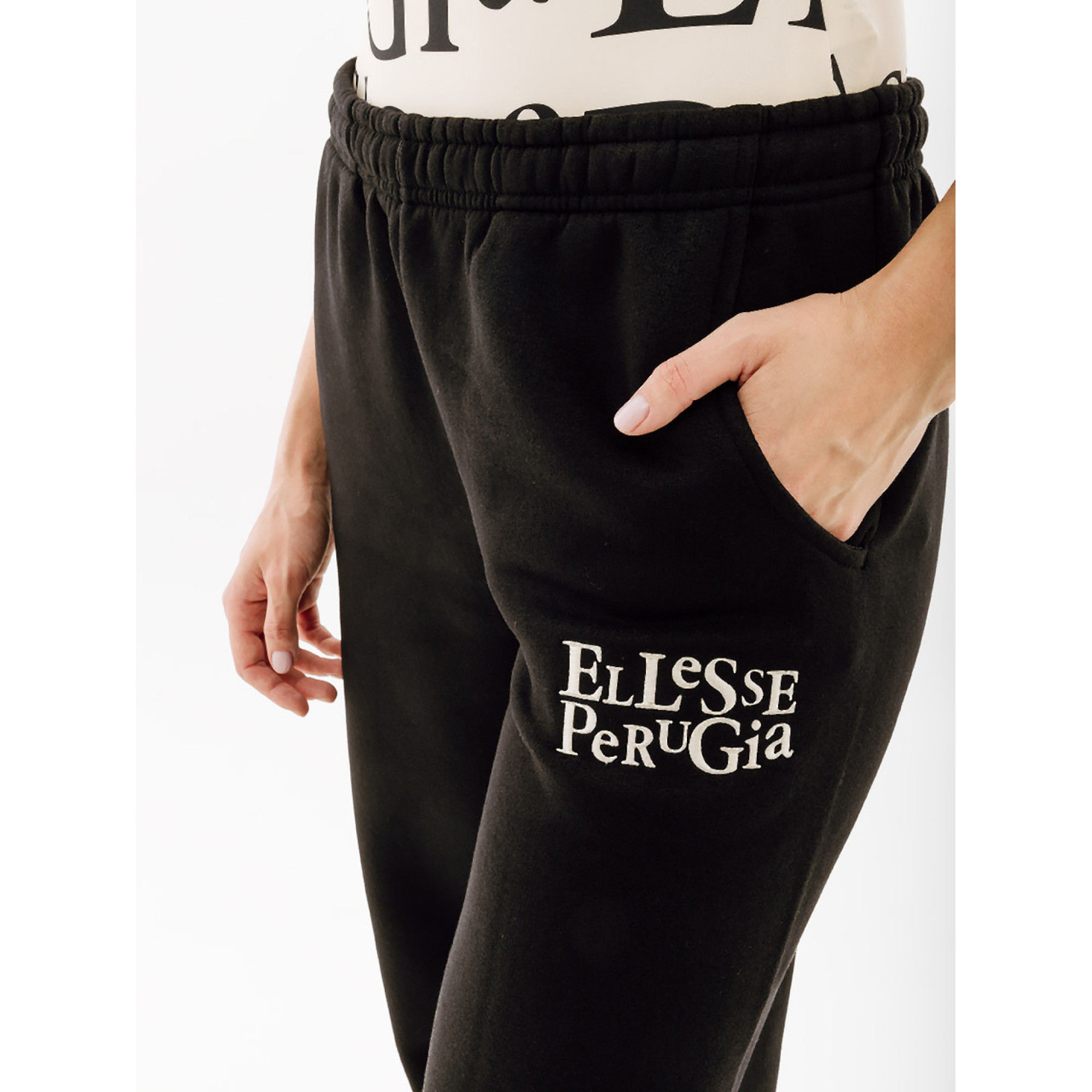 Жіночі Штани Ellesse Pant Jog Чорний L (7dSGT19166-011 L) - 2 - Robinzon.ua