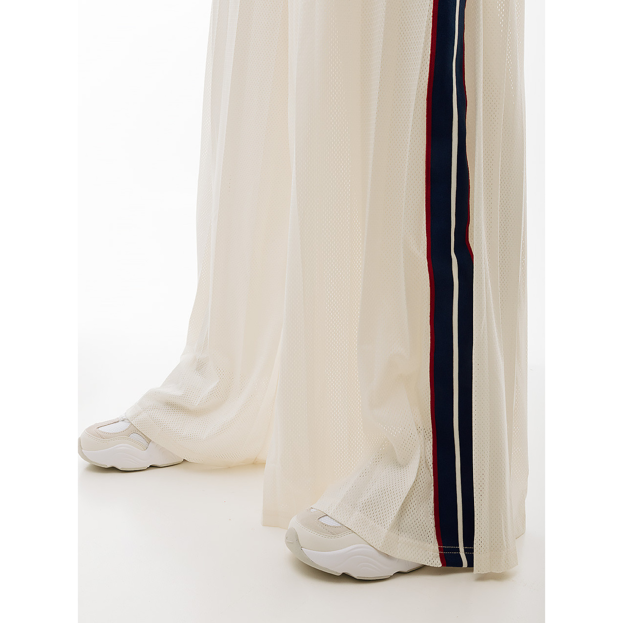 Жіночі Штани Ellesse Lillie Track Pant Бежевий L (7dSGV20152-904 L) - 3 - Robinzon.ua