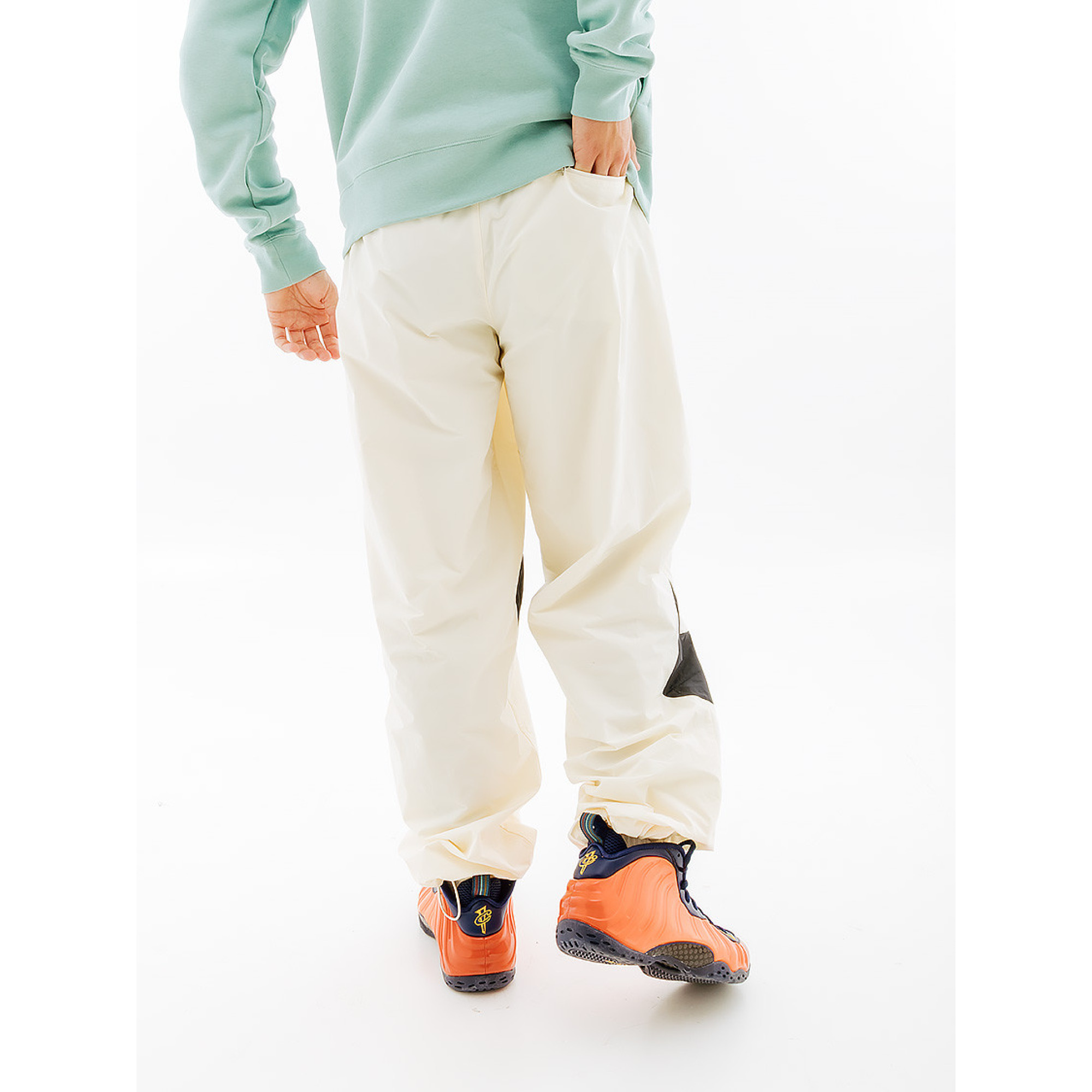 Чоловічі Штани Nike SWOOSH PANT Бежевий XL (7dFB7880-113 XL) - 3 - Robinzon.ua