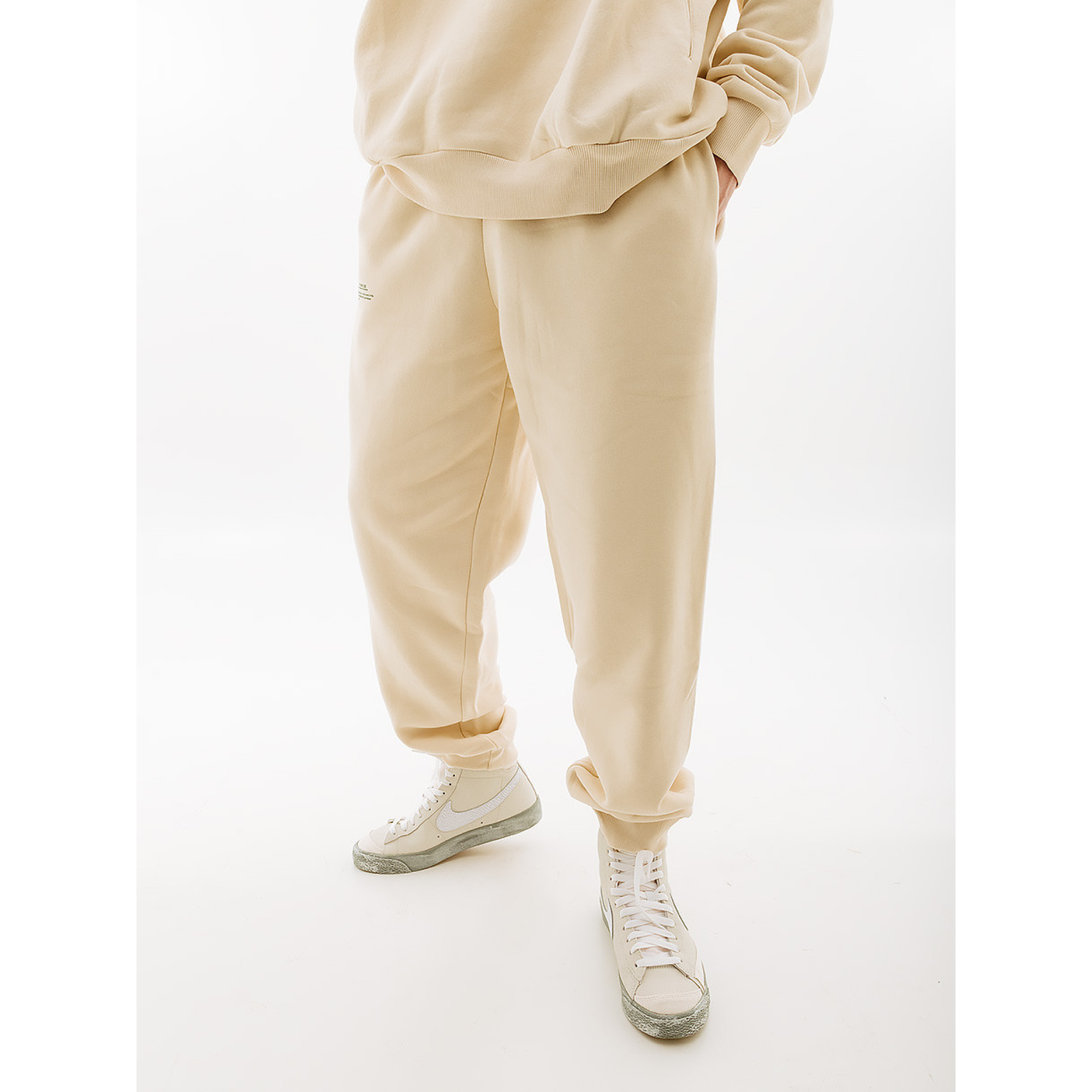 Чоловічі Штани Ellesse Pant Jog Бежевий L (7dSUT16249-904 L) - Robinzon.ua