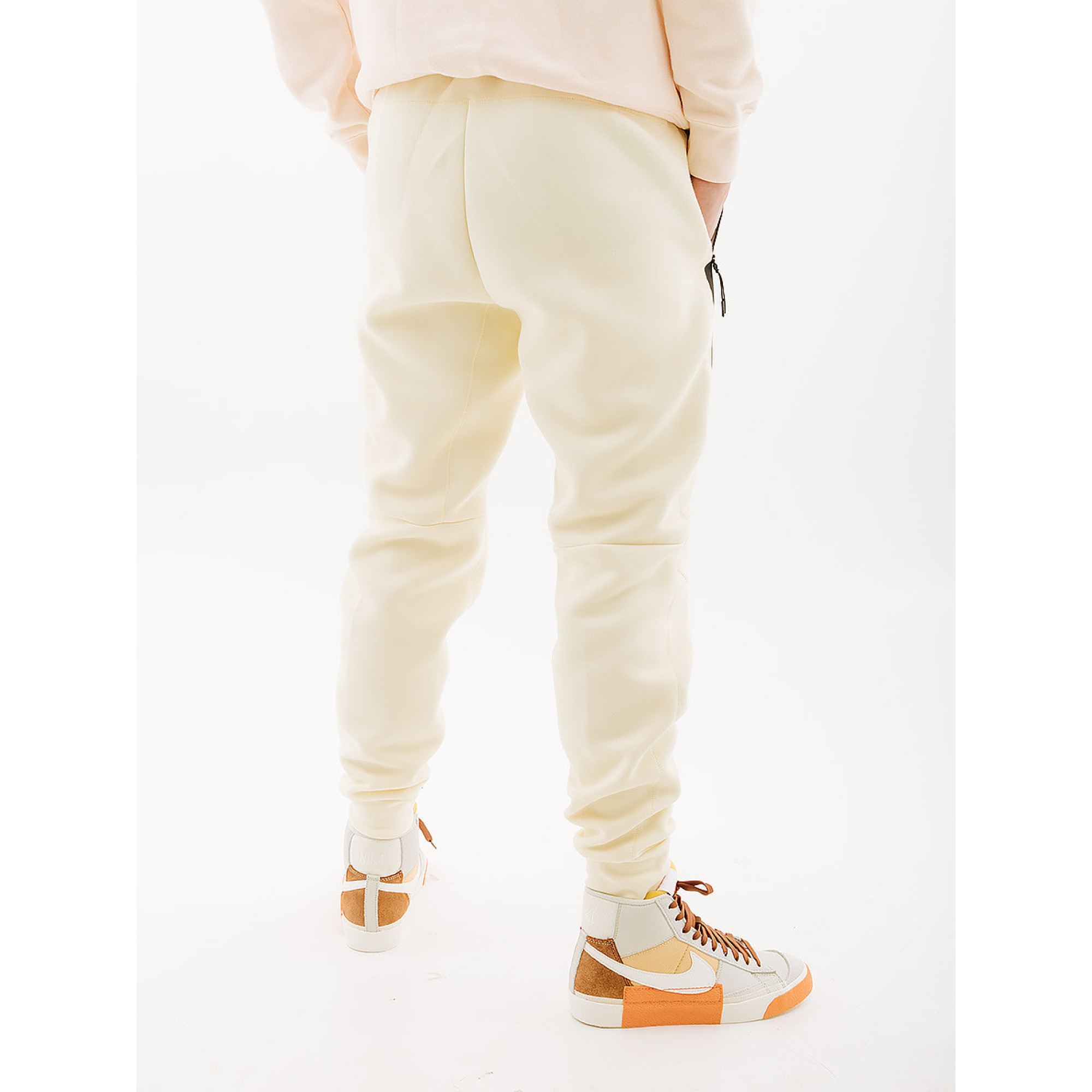 Чоловічі Штани Nike JGGR Бежевий L (7dFB8002-113 L) - 3 - Robinzon.ua