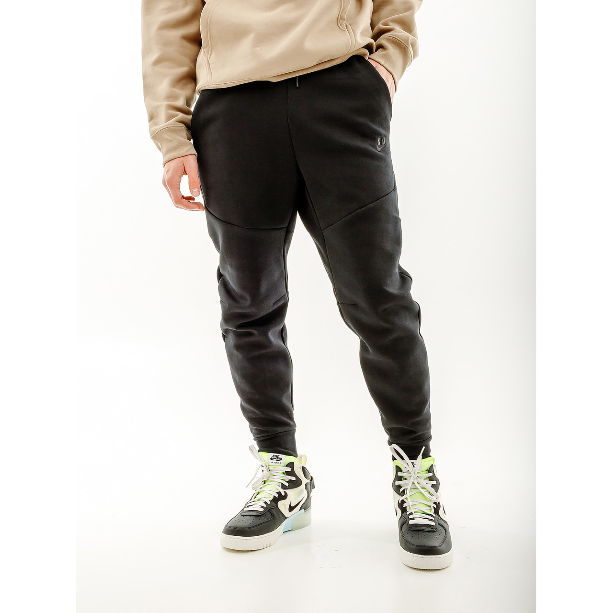 Чоловічі Штани Nike TCH FLC GX JGGR Чорний XL (7dDX0581-010 XL) - Robinzon.ua