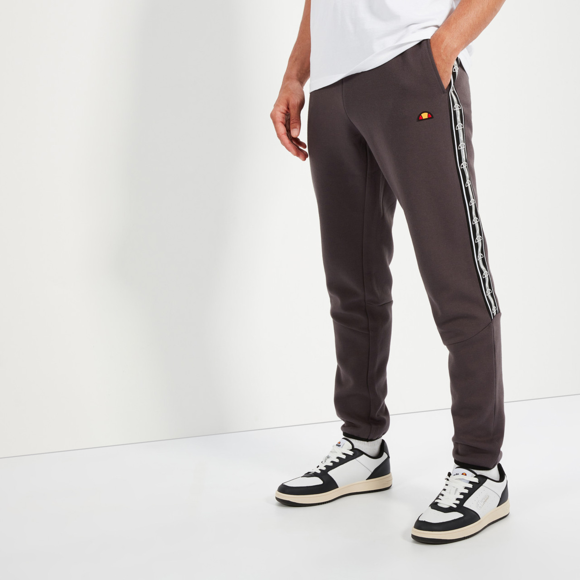 Чоловічі Штани Ellesse Speciale Track Pant Сірий 2XL (7dSXT19101-103 2XL) - 4 - Robinzon.ua