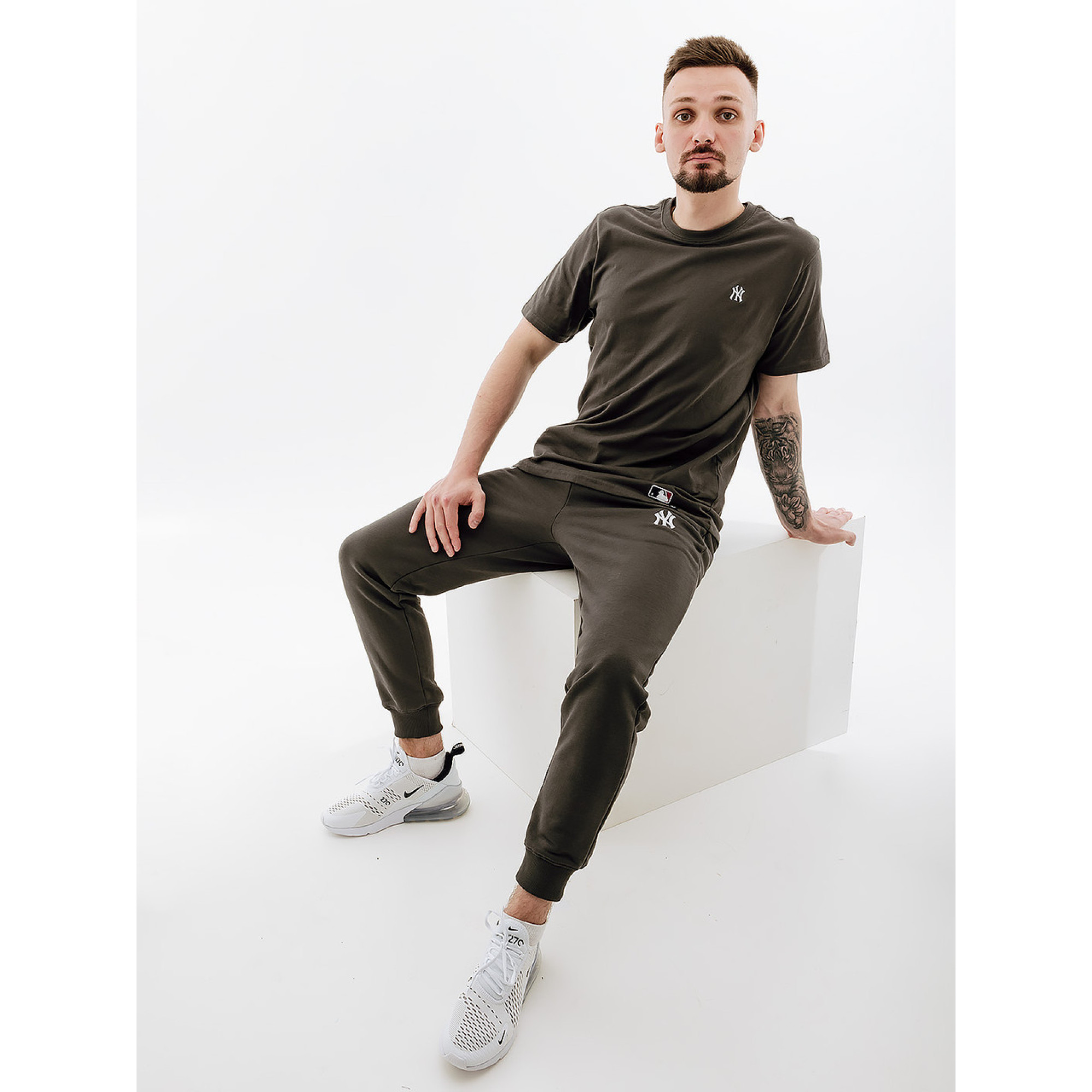 Чоловічі Штани 47 Brand NEW YORK YANKEES BASE RUNNER Сірий S (7d581058CC-FS S) - 3 Чоловічі Штани 47 Brand NEW YORK YANKEES BASE RUNNER Сірий S (7d581058CC-FS S) - 3 - Robinzon.ua