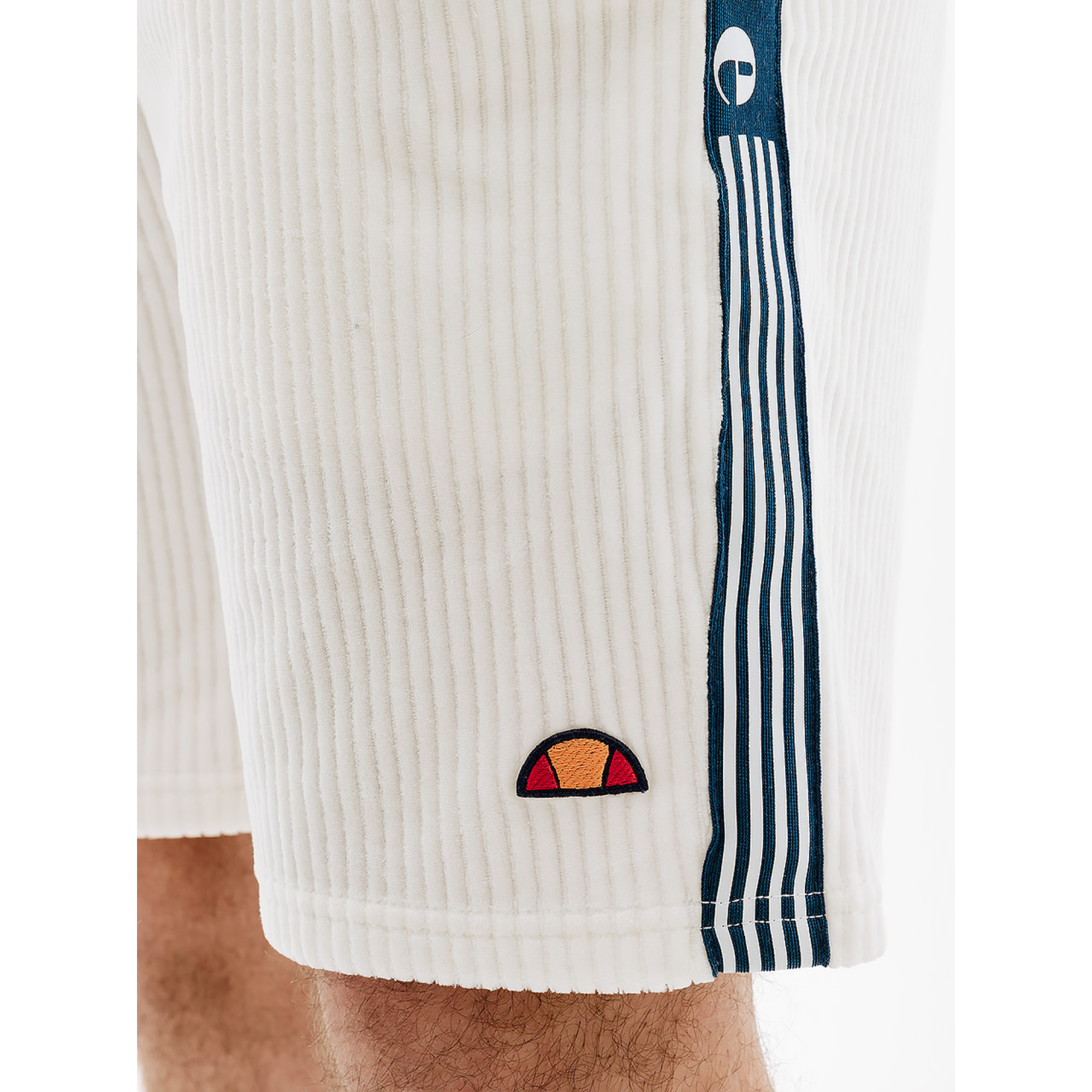 Чоловічі Шорти Ellesse Tomatro Short Білий M (7dSHR16051-904 M) - 3 Чоловічі Шорти Ellesse Tomatro Short Білий M (7dSHR16051-904 M) - 3 - Robinzon.ua
