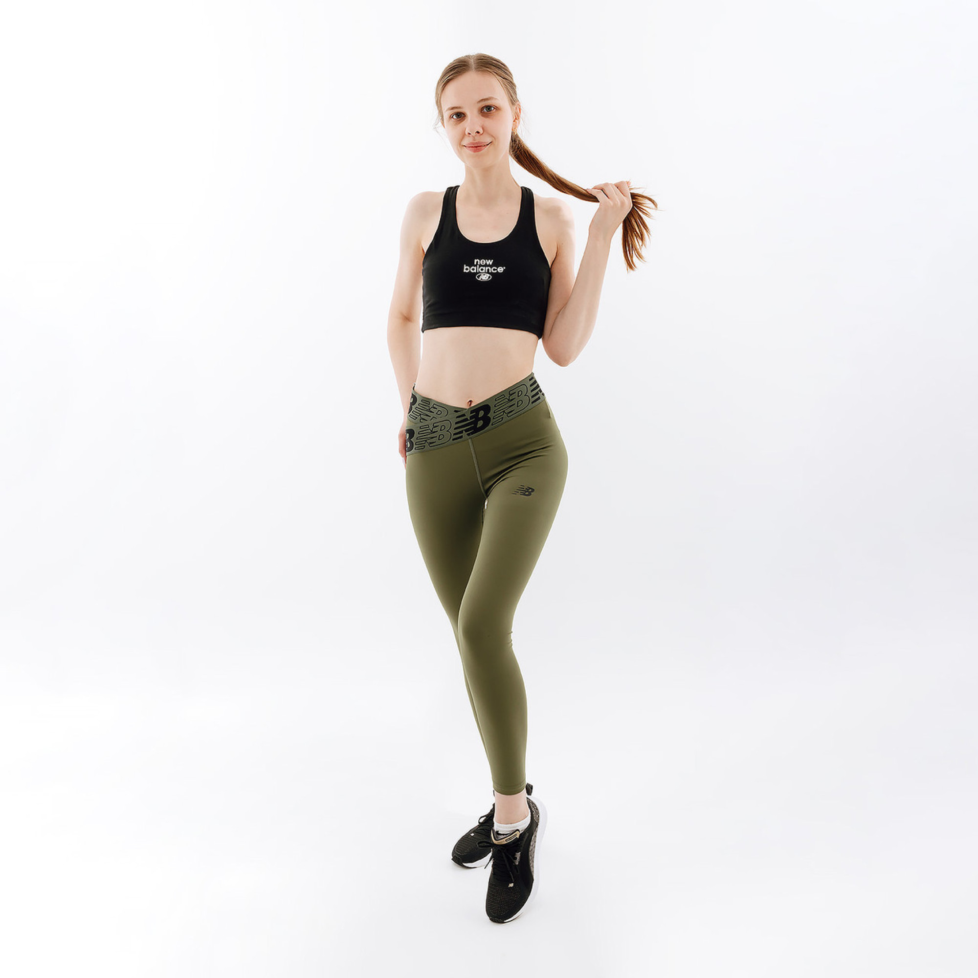 Жіночий Топ New Balance Essentials Reimagined Bra Чорний L (7dWB31500BK L) - 4 - Robinzon.ua