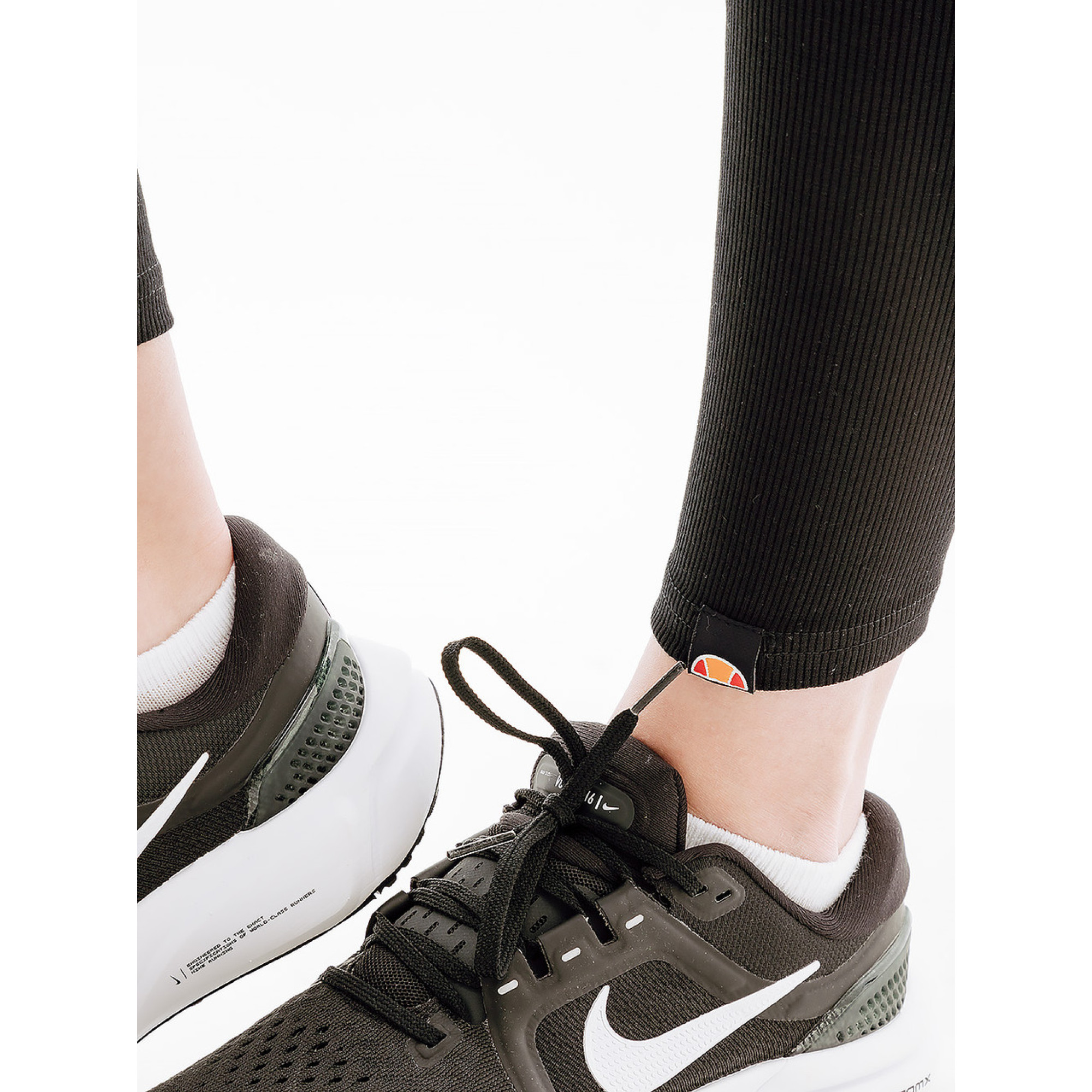 Женские Леггинсы Ellesse Loulin Legging Черный 2XS (7dSGR17951-011 2XS) - 3 Женские Леггинсы Ellesse Loulin Legging Черный 2XS (7dSGR17951-011 2XS) - 3 - Robinzon.ua