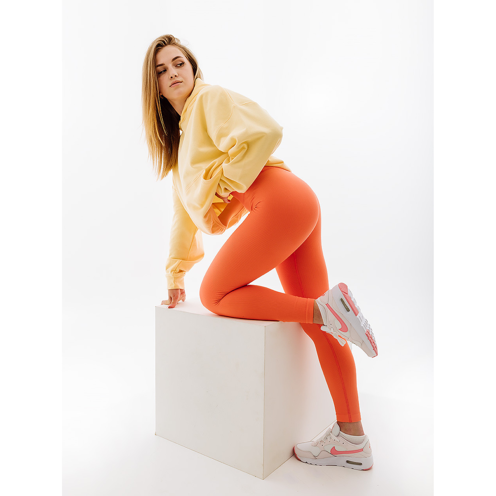 Жіночі Легінси HELLY HANSEN W ALLURE SEAMLESS LEGGINGS Кораловий M (7d53931-284 M) - 4 - Robinzon.ua