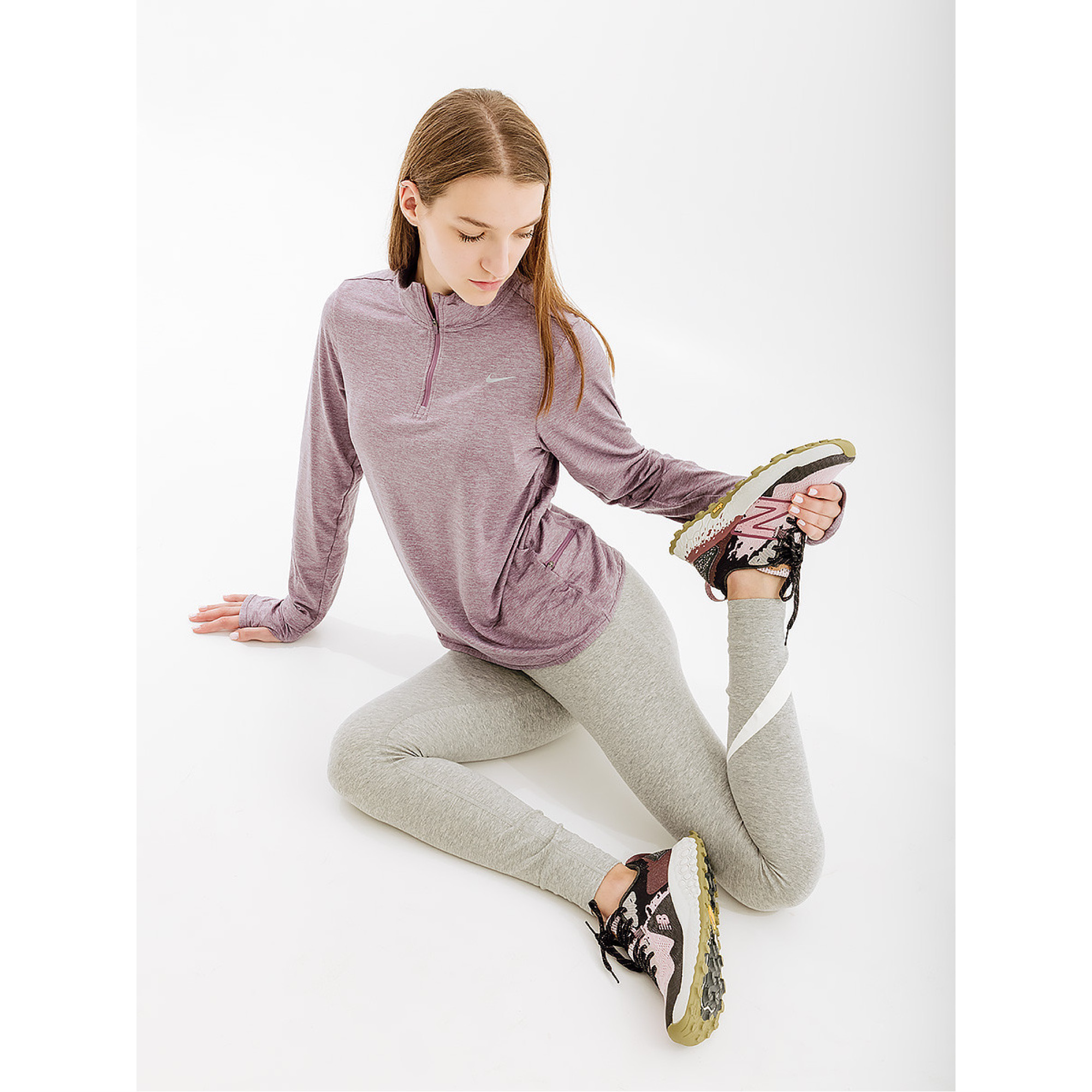 Жіночі Легінси Nike HR TGHT SWSH Сірий XS (7dDV7795-063 XS) - 1 - Robinzon.ua