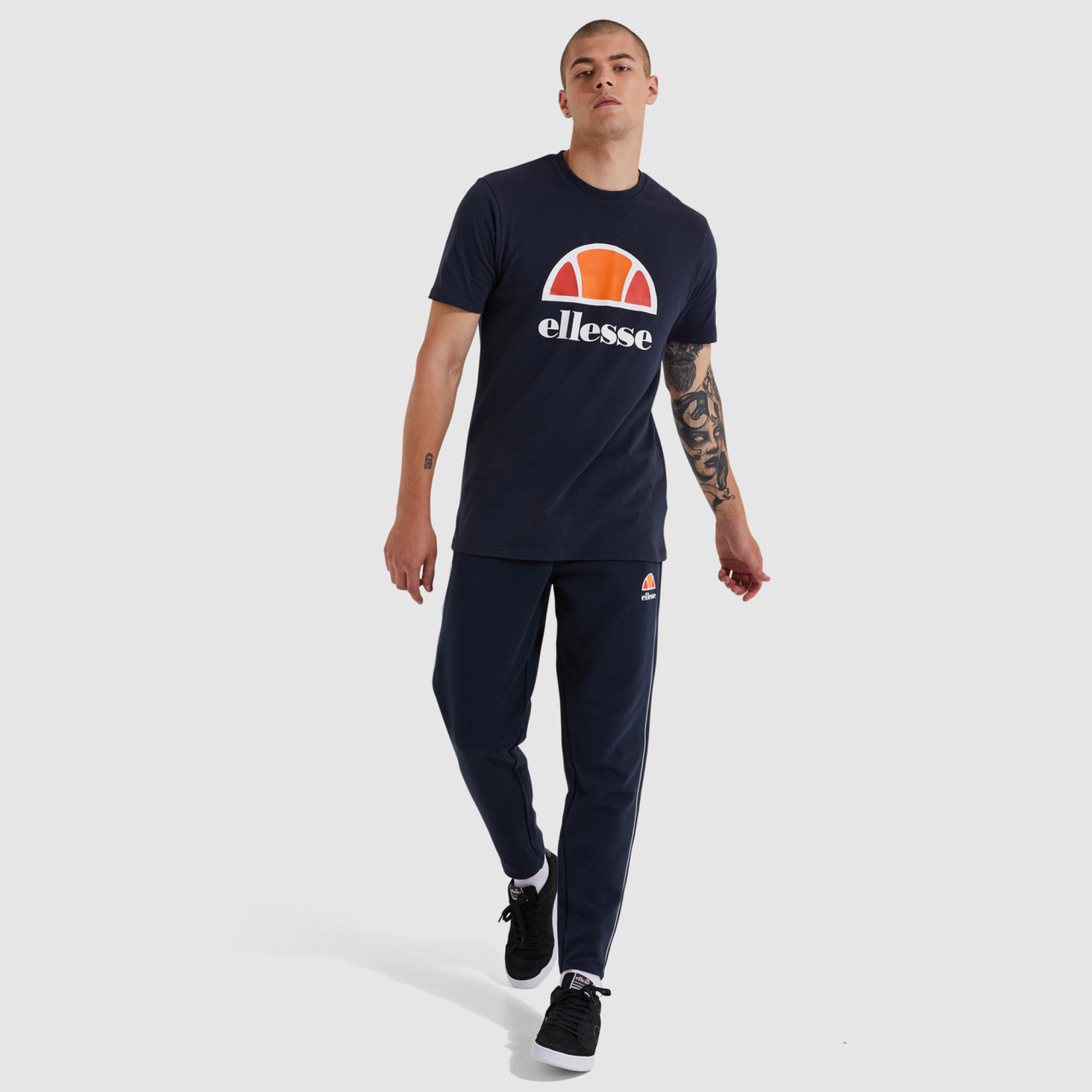 Чоловіча Футболка Ellesse Dyne Tee Синій M (7dSXG12736-429 M) - 1 Чоловіча Футболка Ellesse Dyne Tee Синій M (7dSXG12736-429 M) - 1 - Robinzon.ua