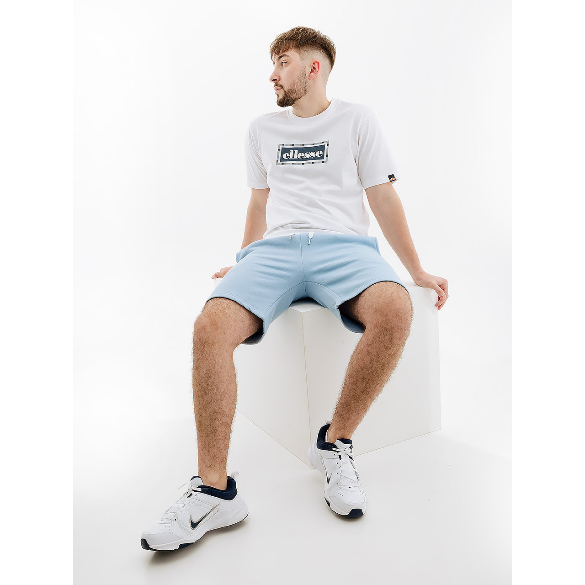 Чоловіча Футболка Ellesse Musivo Tee Білий M (7dSHR17631-908 M) - 2 - Robinzon.ua