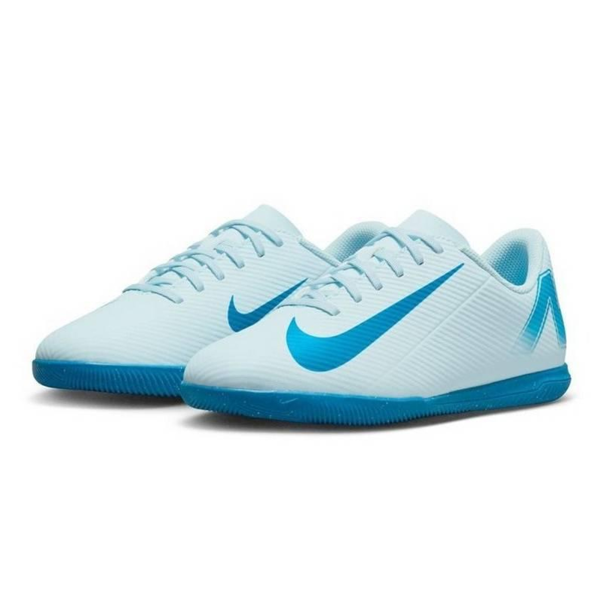 Футзалки Nike JR VAPOR 16 CLUB IC білий, блакитний Діт 36 (US 4Y) FQ8289-400 36 - 1 - Robinzon.ua