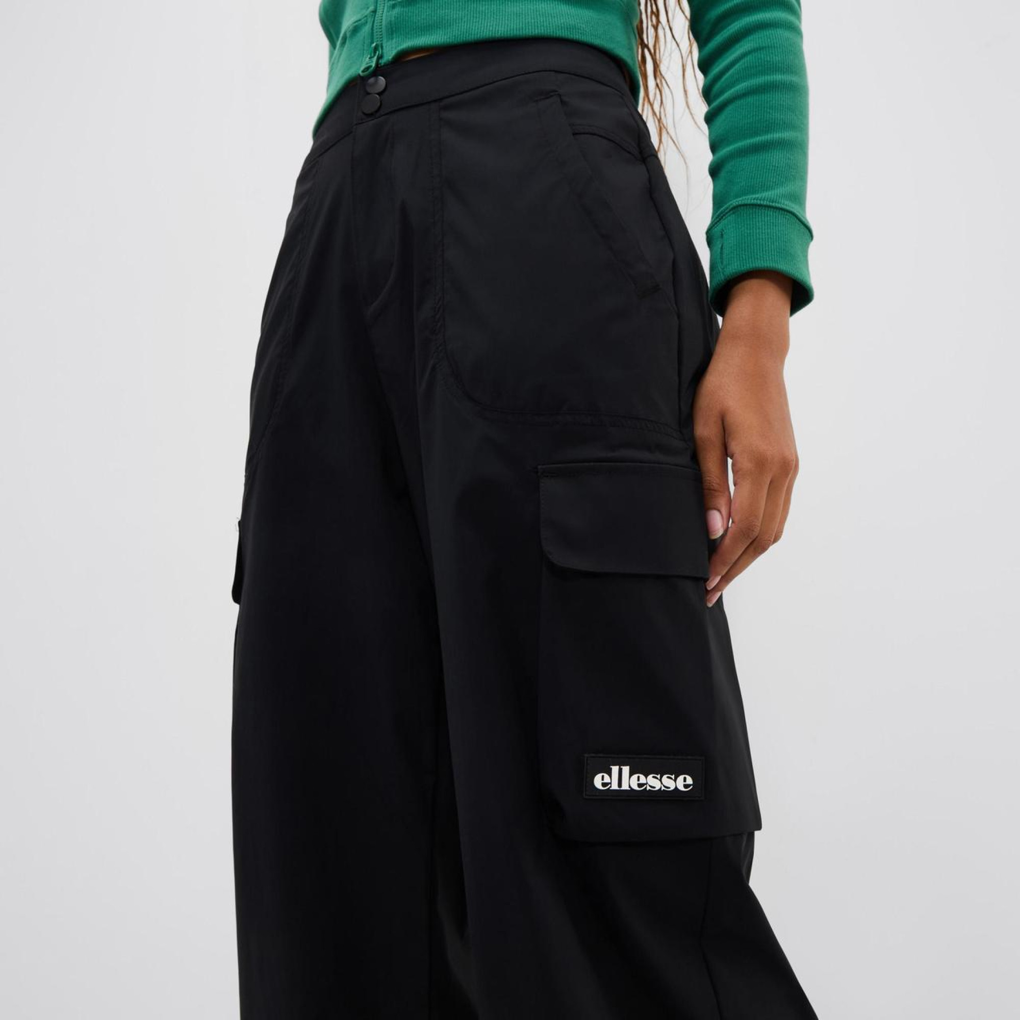 Женские Штаны Ellesse Ristrellas Cargo Pant Черный XS (7dSGX21168-011 XS) - 2 - Robinzon.ua