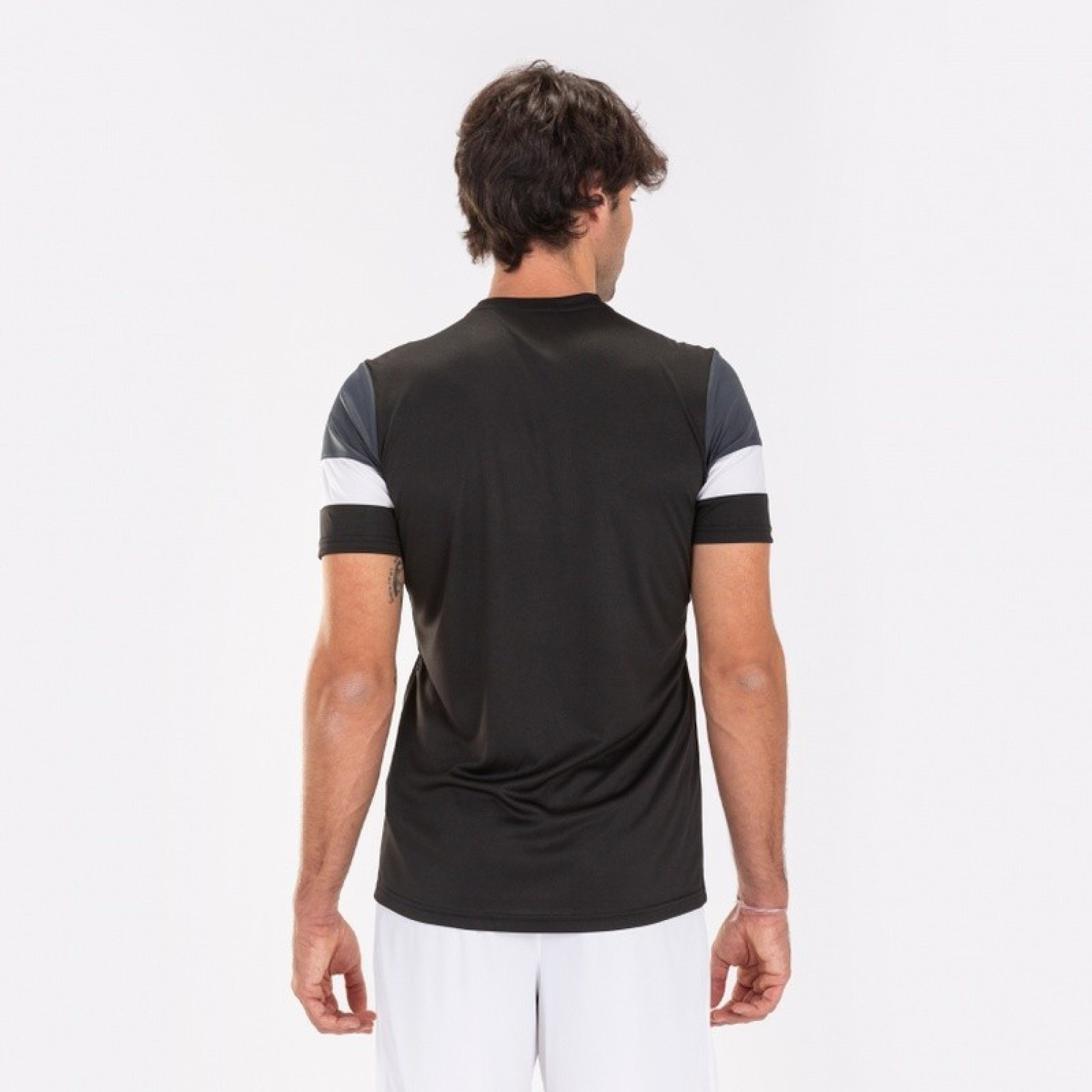 Дитяча Футболка Joma CREW IV Чорний 118-140 (101534.110 118-140) - 2 - Robinzon.ua