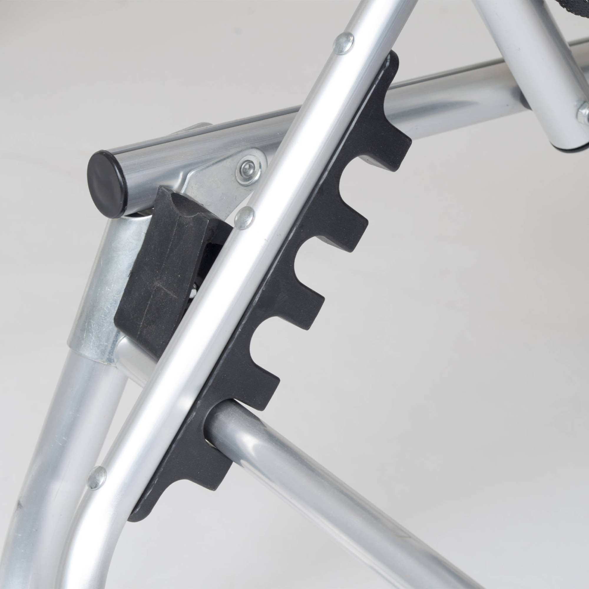 Кровать раскладная Bo-Camp Sun Lounger With Sunscreen 5 Positions Black (1304460) - 4 - Robinzon.ua