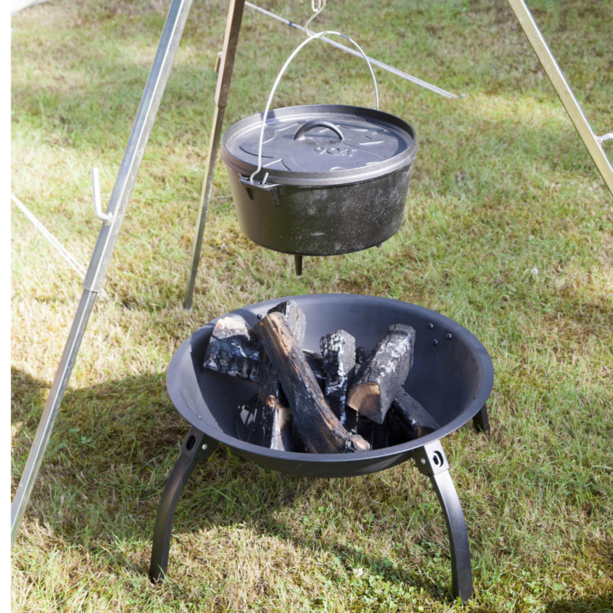 Казан з кришкою Bo-Camp Dutch Oven Cast Iron 31 cm / 7.1 L Black (2122415) - 4 - Robinzon.ua