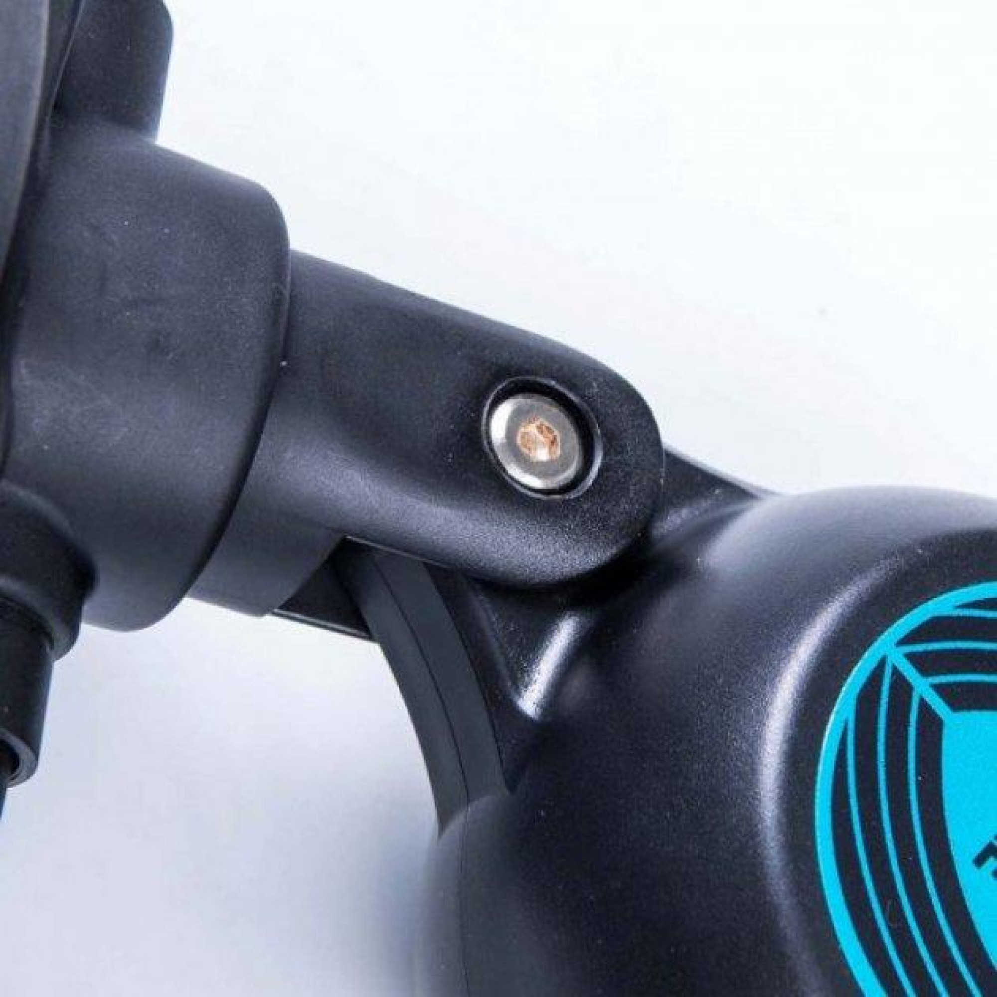 Кабельный тренажер LivePro TRAINING CABLE черный 130x120x275мм LP8408 - 4 Кабельный тренажер LivePro TRAINING CABLE черный 130x120x275мм LP8408 - 4 - Robinzon.ua