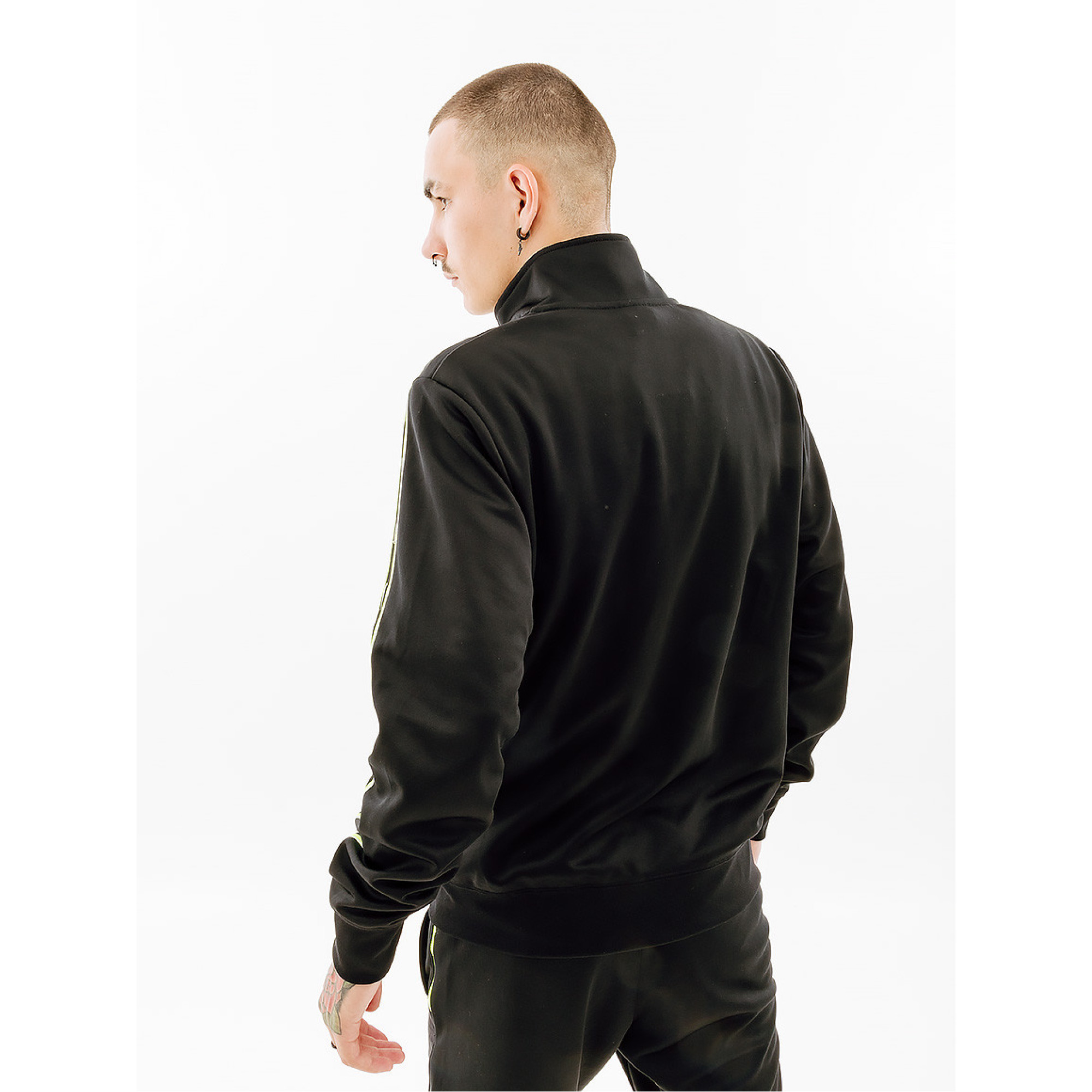 Мужская Куртка Nike M NSW REPEAT SW PK TRACKTOP  Черный L (7dFD1183-011 L) - 1 - Robinzon.ua