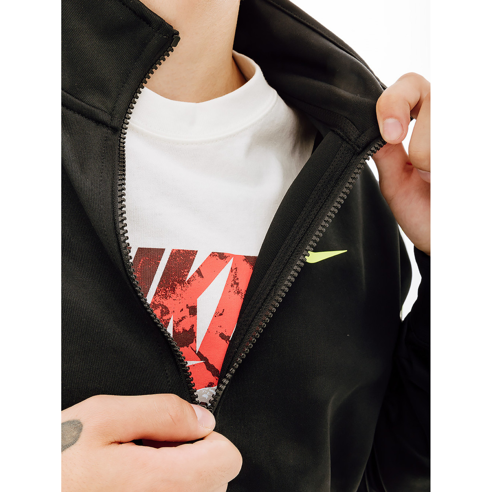 Мужская Куртка Nike M NSW REPEAT SW PK TRACKTOP  Черный L (7dFD1183-011 L) - 3 - Robinzon.ua