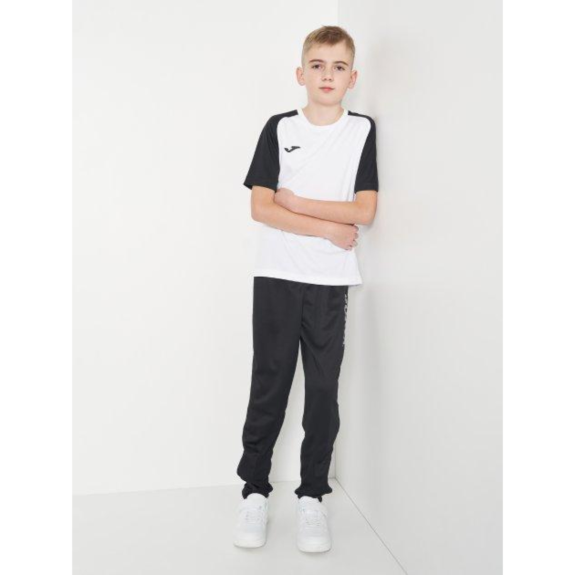Спортивні штани дитячі JOMA Gladiator Чорний 141-152 см 12 (8011.12.10) - 2 - Robinzon.ua