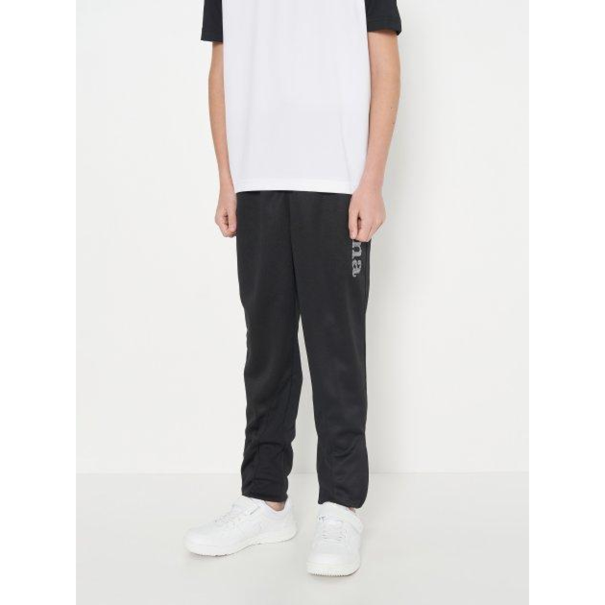 Спортивні штани дитячі JOMA Gladiator Чорний 141-152 см 12 (8011.12.10) - Robinzon.ua