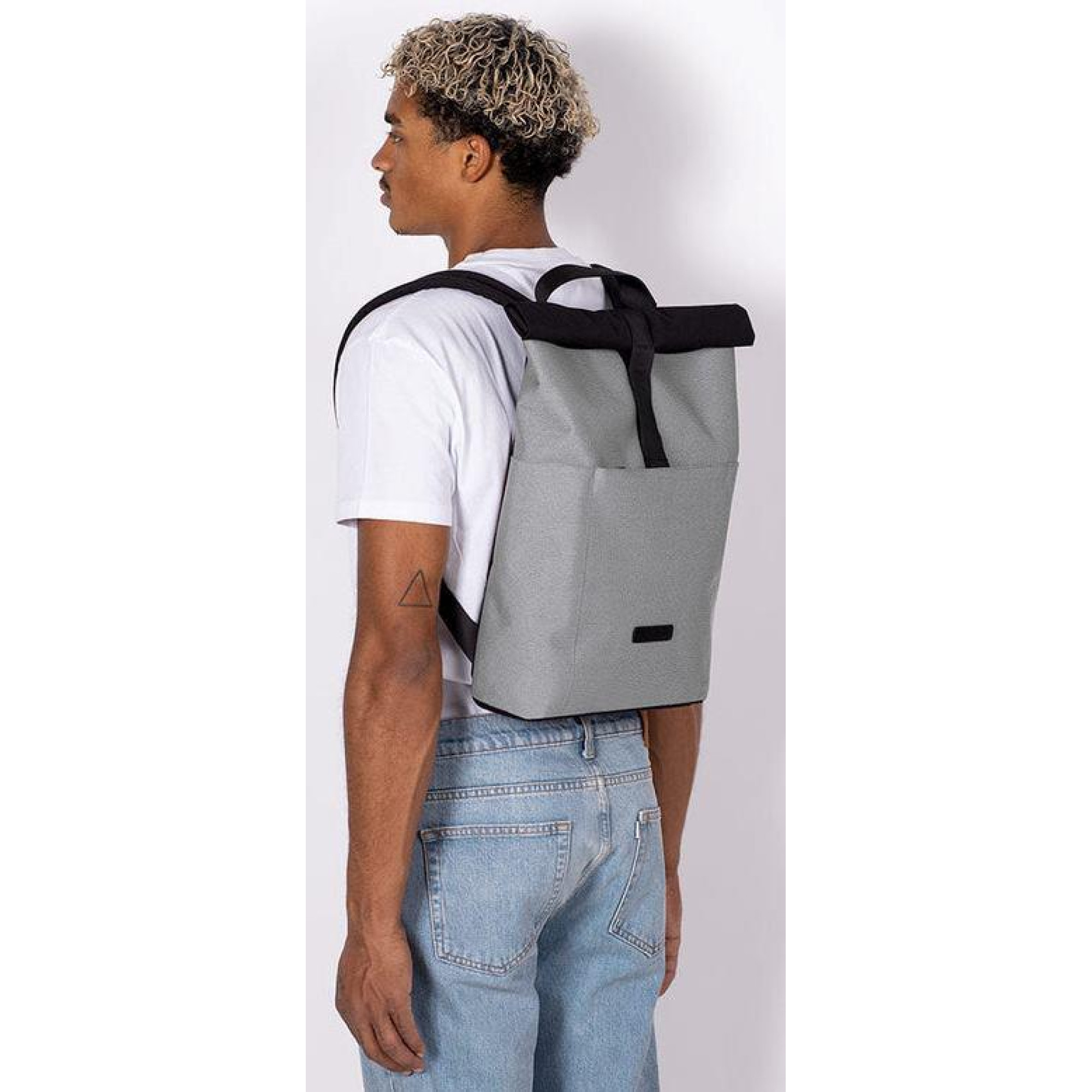 Рюкзак міський 16L Ucon Acrobatics Hajo Backpack White чорний з білим - 1 - Robinzon.ua