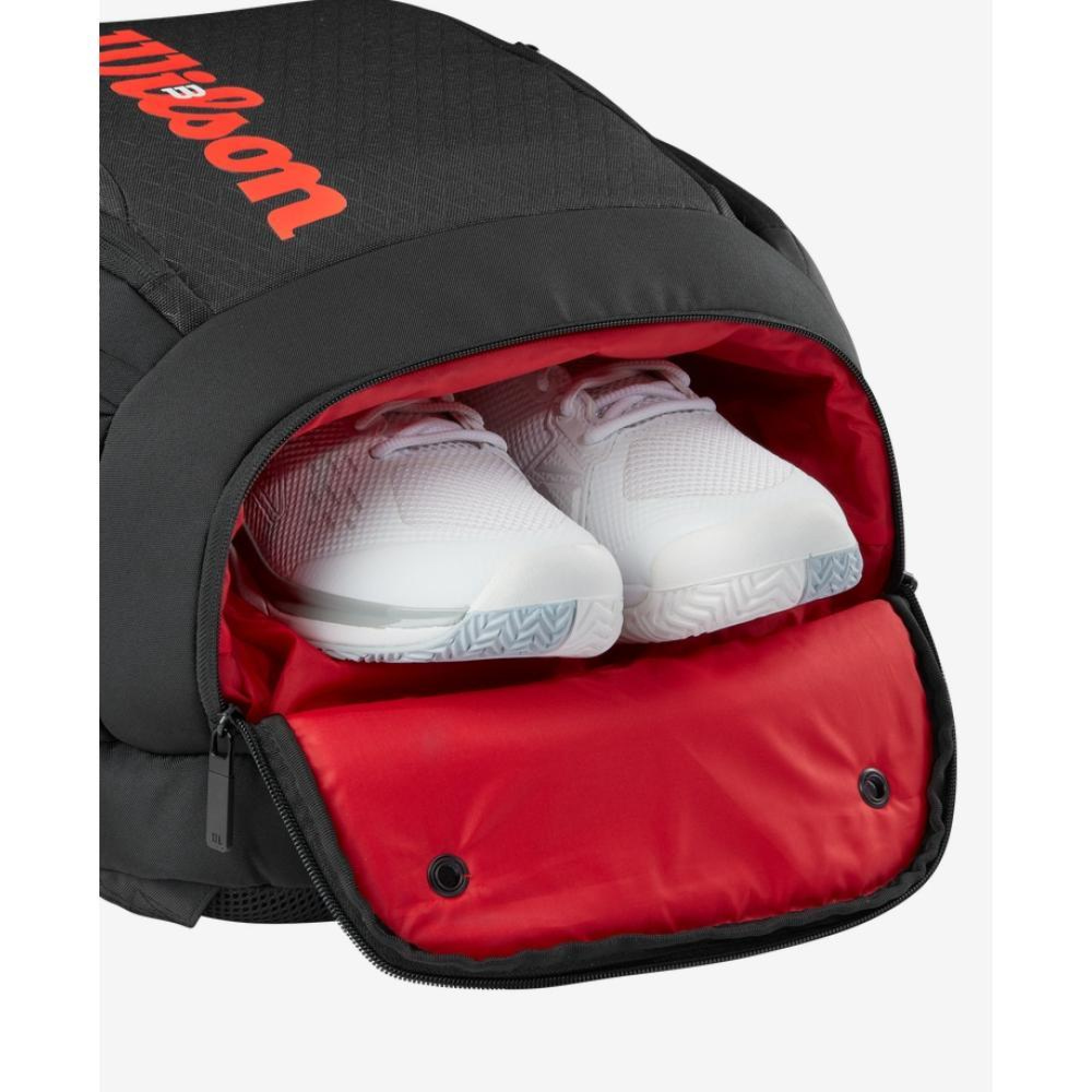 Рюкзак Wilson CLASH V3 BACKPACK Черный 35 x 32 x 51 (WR8037901001) - 1 - Robinzon.ua