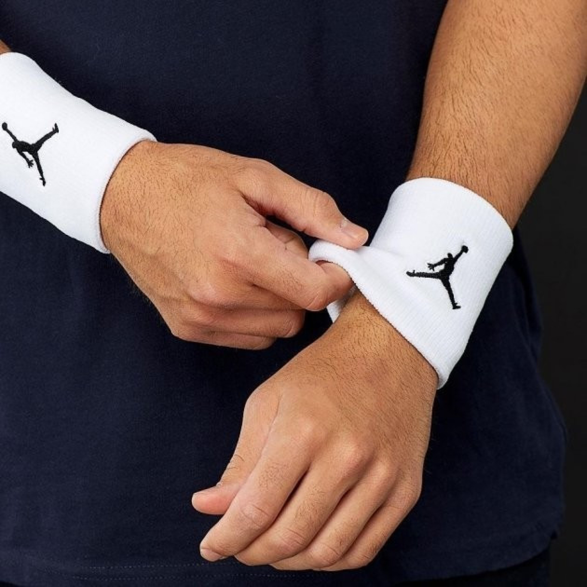 Напульсники Jordan Jumpman Wristbands 2 PK Чорні (J.KN.01.101.OS) - 3 - Robinzon.ua