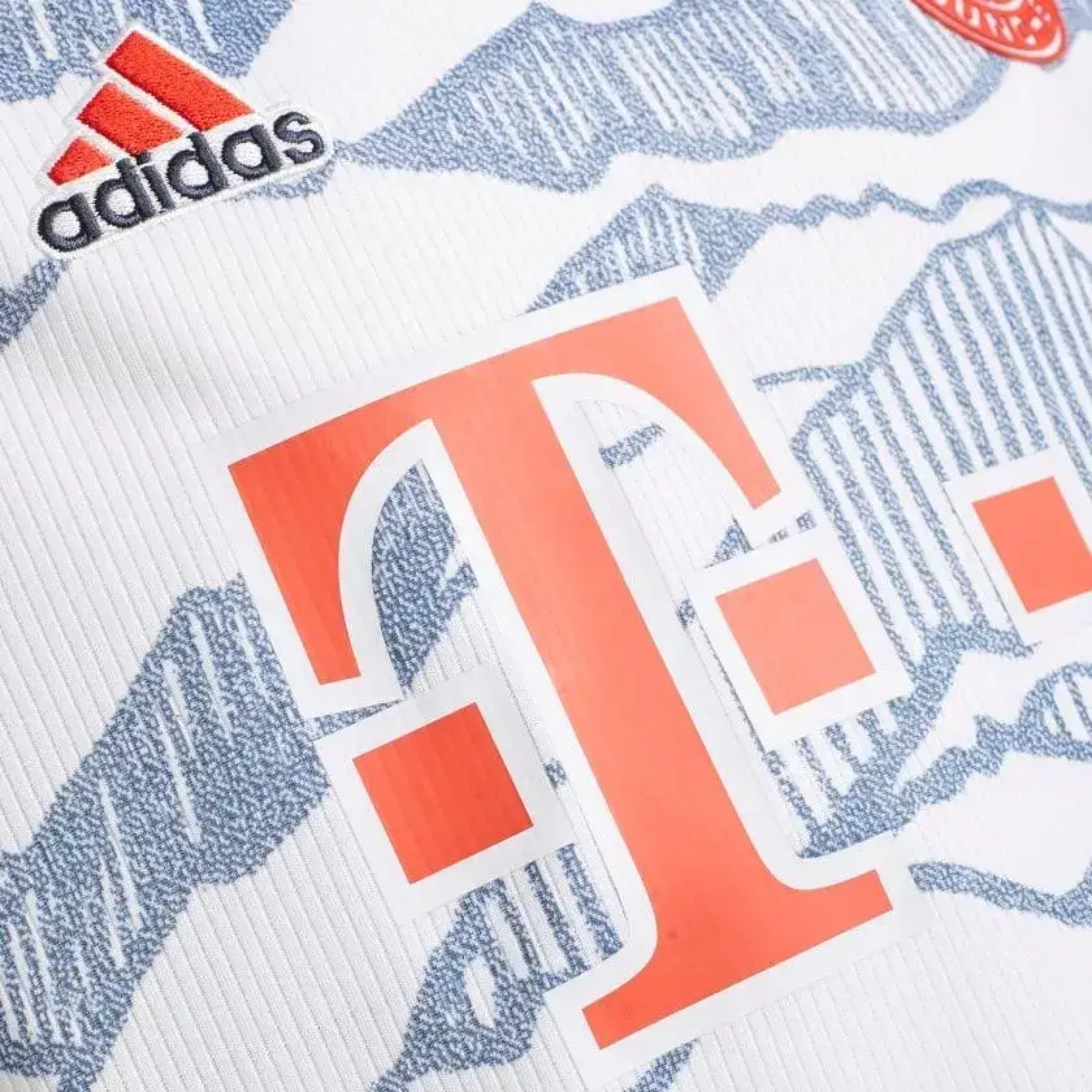 Футбольна форма Adidas Bayern (S-XL) XL - 4 - Robinzon.ua