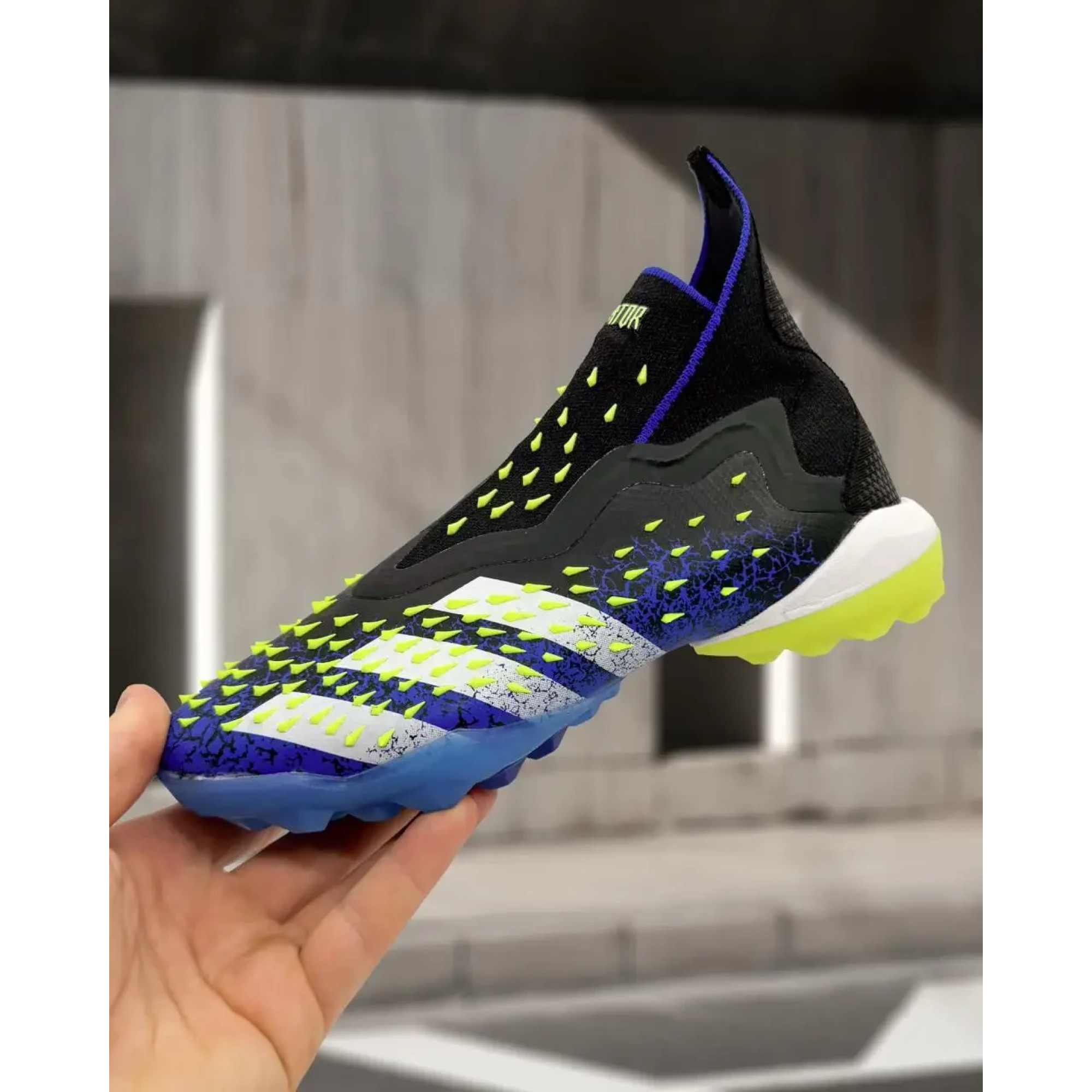 Сороконожки Adidas Predator TF (35-38) 38 - Robinzon.ua