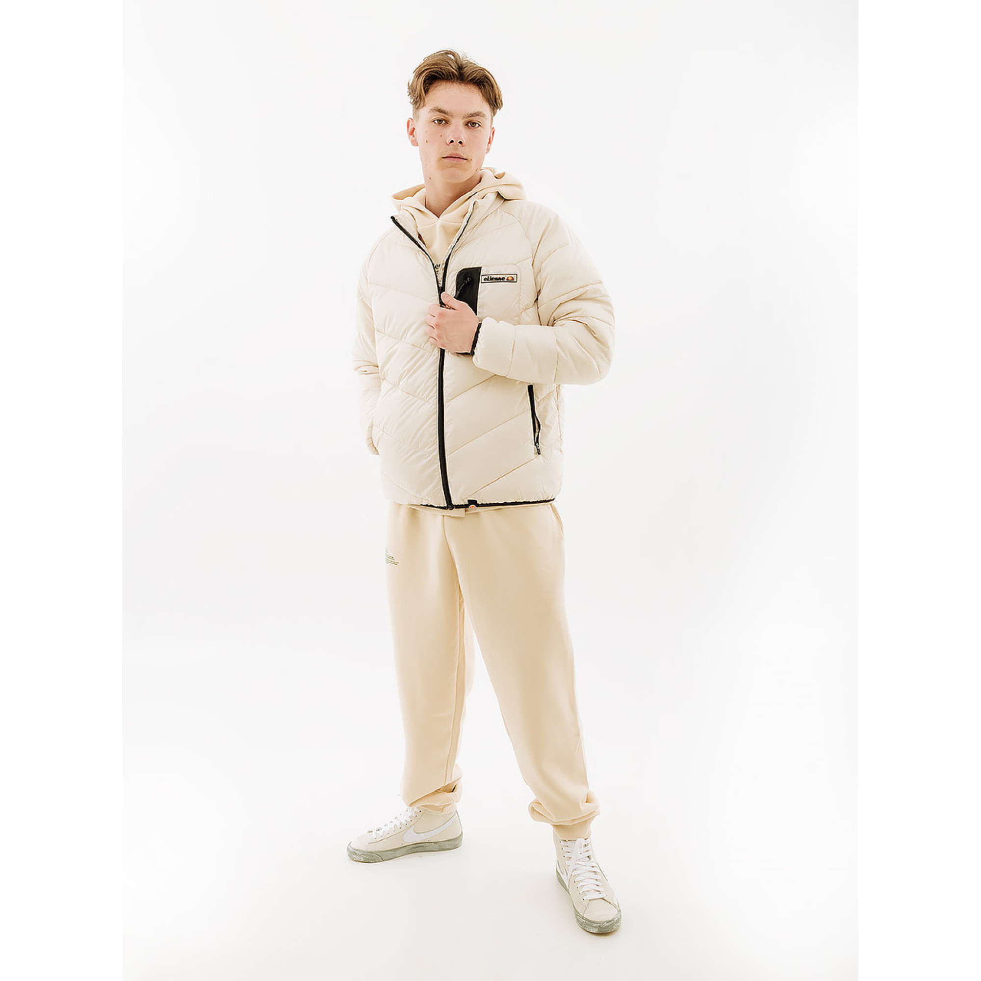 Чоловіча Куртка Ellesse Lalizo Jacket Бежевий M (7dSHT19083-904 M) - Robinzon.ua