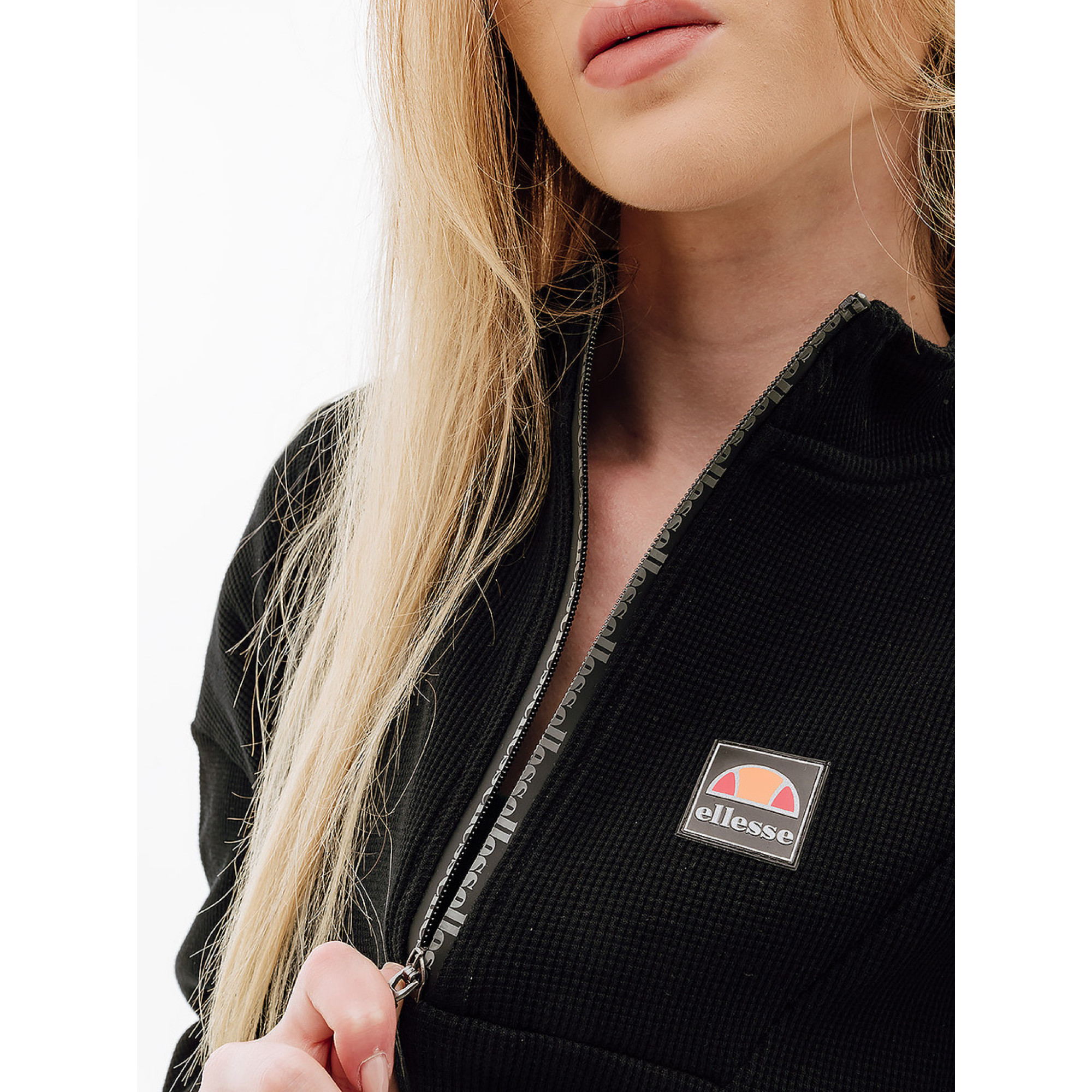 Жіноча Спортивна кофта Ellesse Oprello Crop Track Top Чорний XL (7dSRR17807-011 XL) - 2 - Robinzon.ua