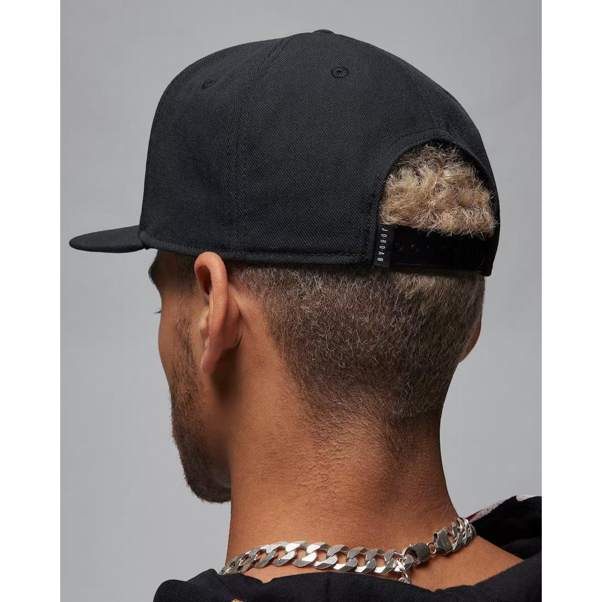 Бейсболка Jordan U PRO CAP S FB JUMPMAN Черный M-L (7dFV5296-011 M-L) - 4 - Robinzon.ua