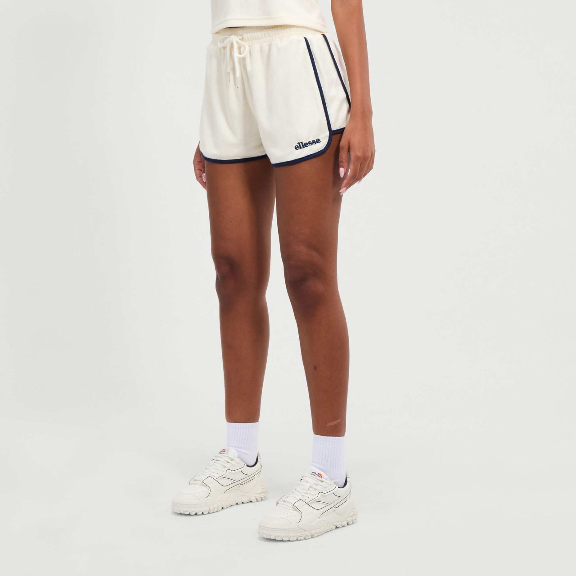 Жіночі Шорти Ellesse Flor Short Бежевий M (7dSGZ22005-904 M) - 3 - Robinzon.ua