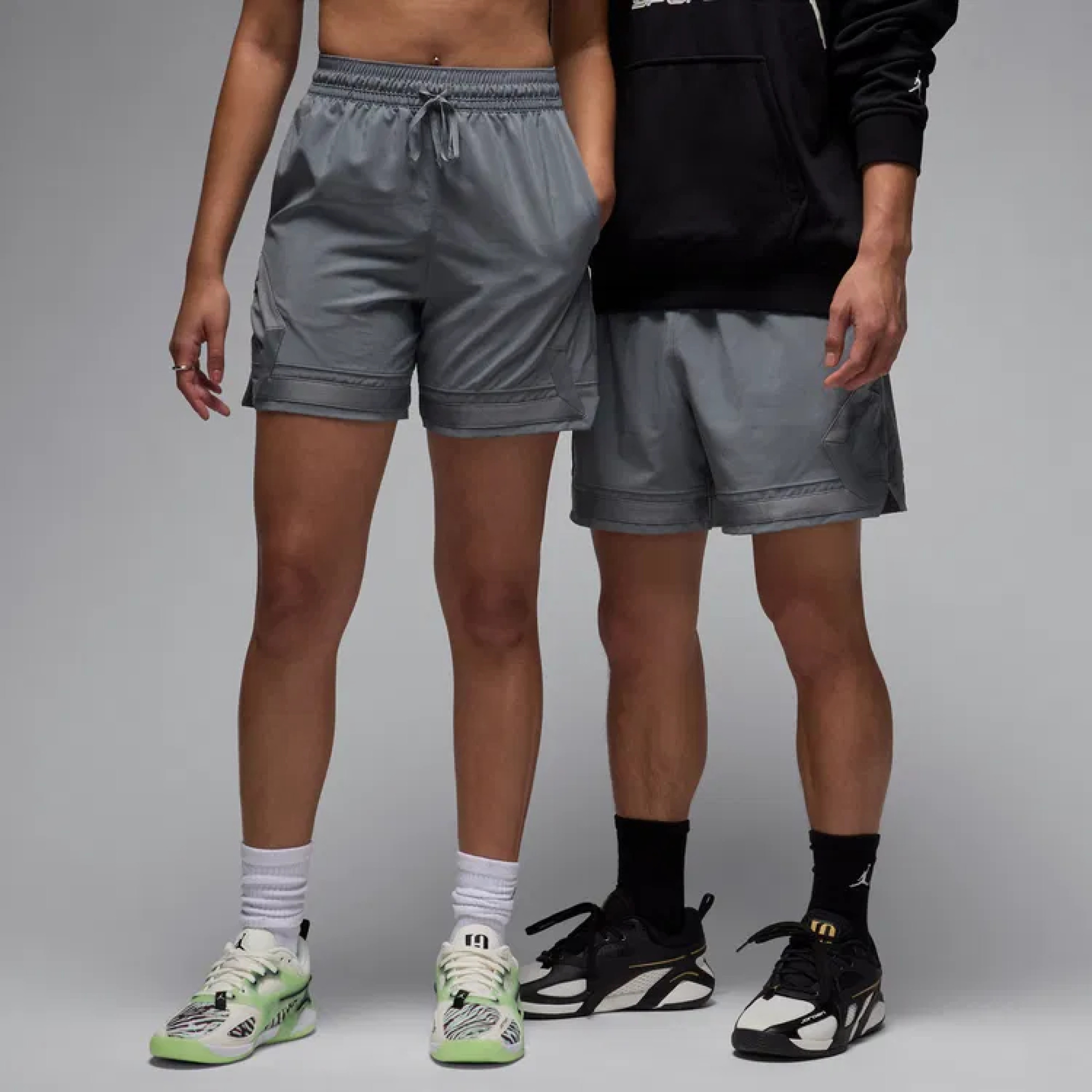 Чоловічі Шорти Jordan MDF SPRT WVN DMND SHORT Сірий M (7dFQ2989-084 M) - Robinzon.ua