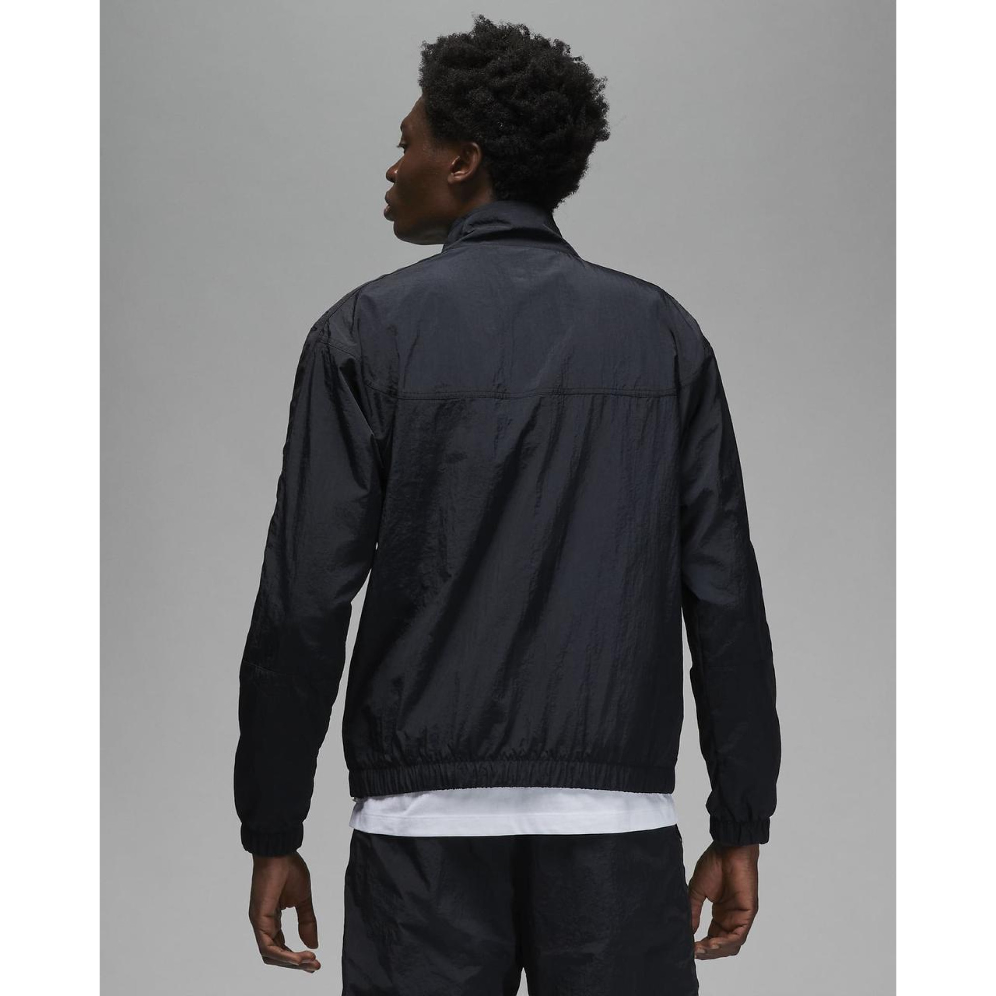 Чоловіча Куртка Jordan M J ESS STMT WARMUP JKT Чорний L (7dFB7294-010 L) - 1 - Robinzon.ua