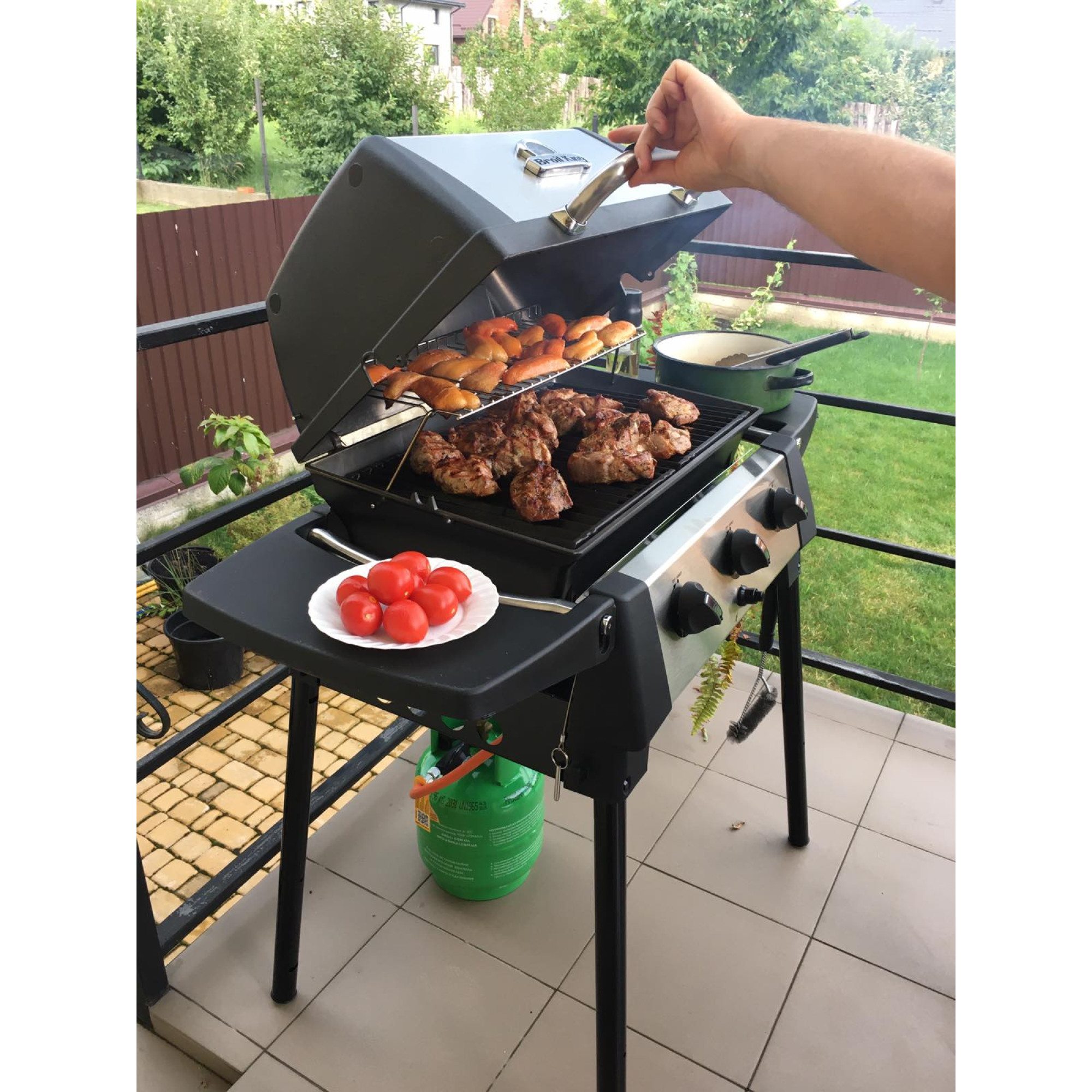 Газовий гриль Porta Chef 320. Broil King 952653 - 1 - Robinzon.ua