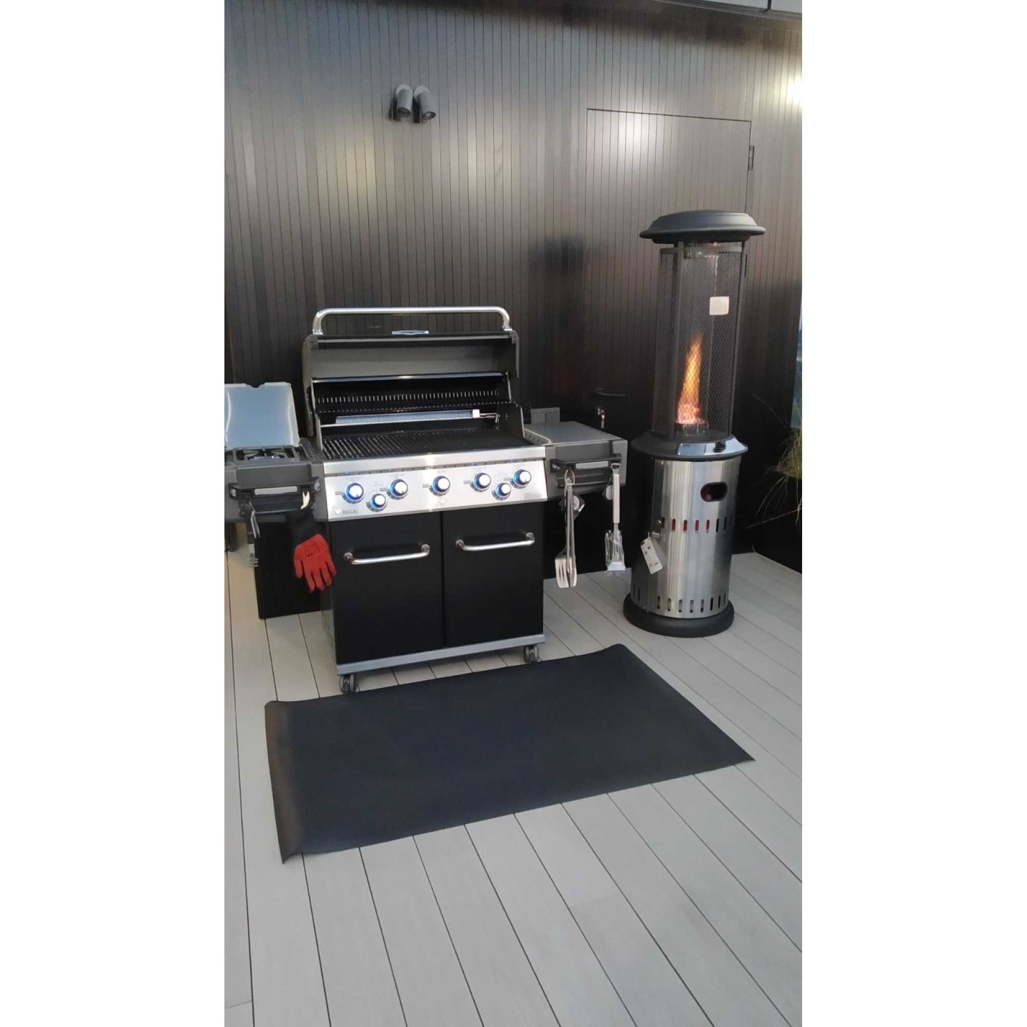 Газовий гриль Regal 590 Broil King 998283 - 2 - Robinzon.ua