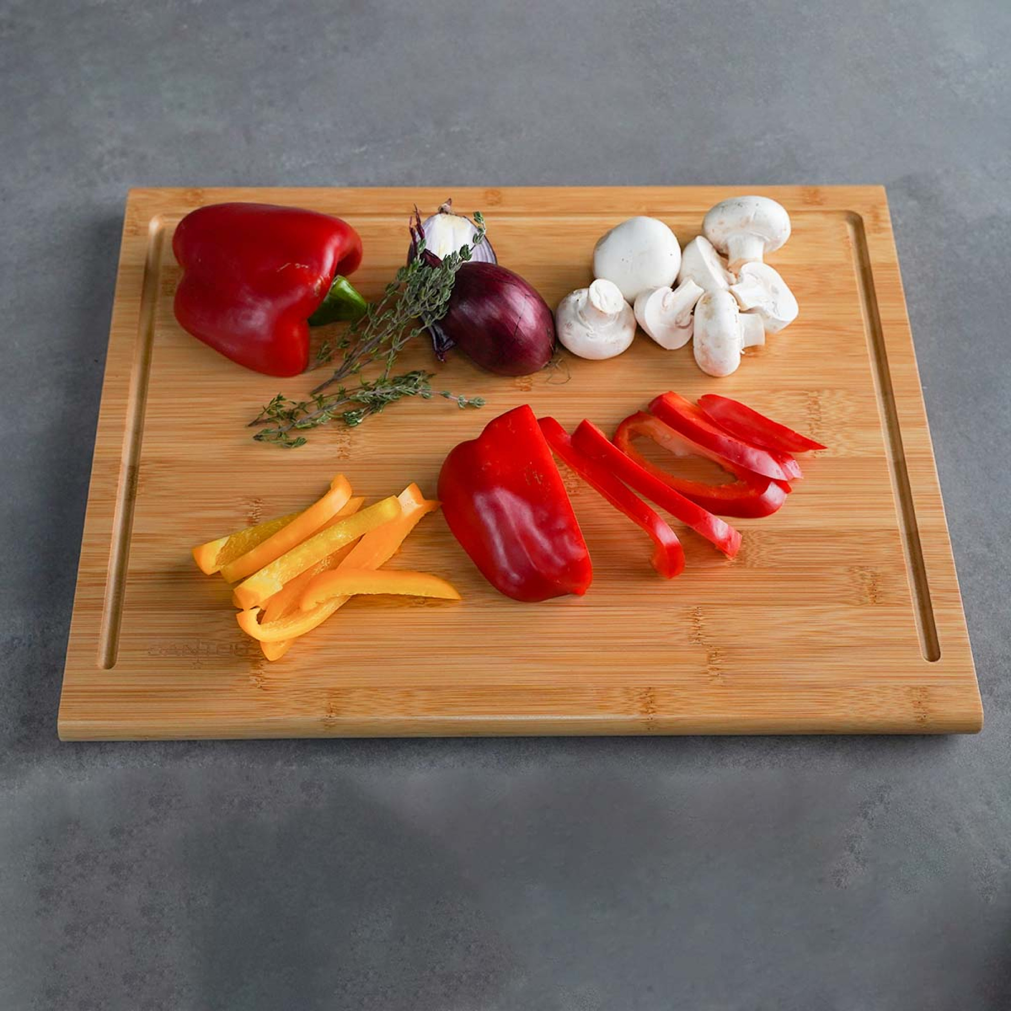 Обробна дошка SANTOS, бамбук 45 х 34,5 х 2,5 см 899232 - 2 - Robinzon.ua