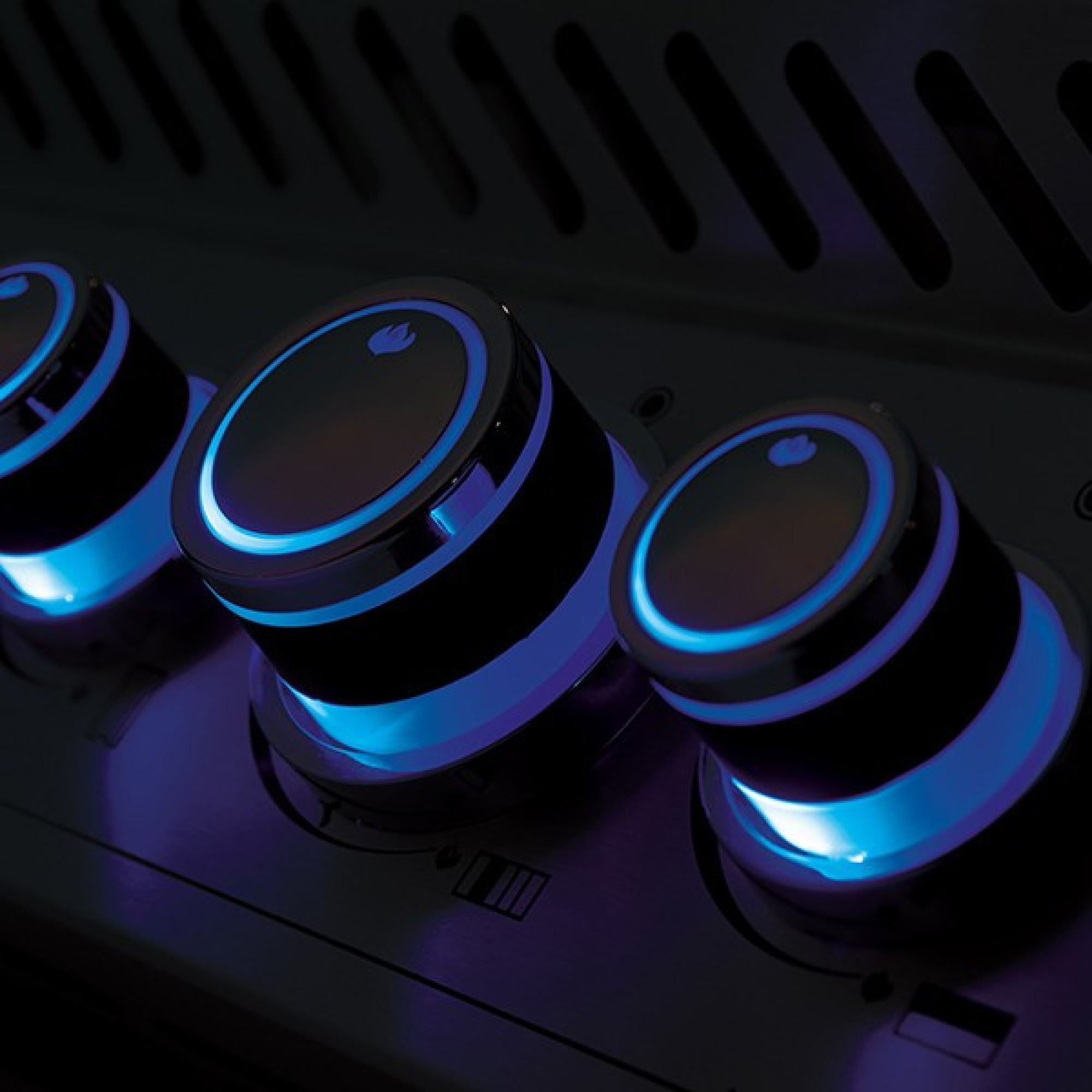 Газовый гриль Napoleon Prestige PRO P-665 PRO665RSIBPSS. - 1 - Robinzon.ua