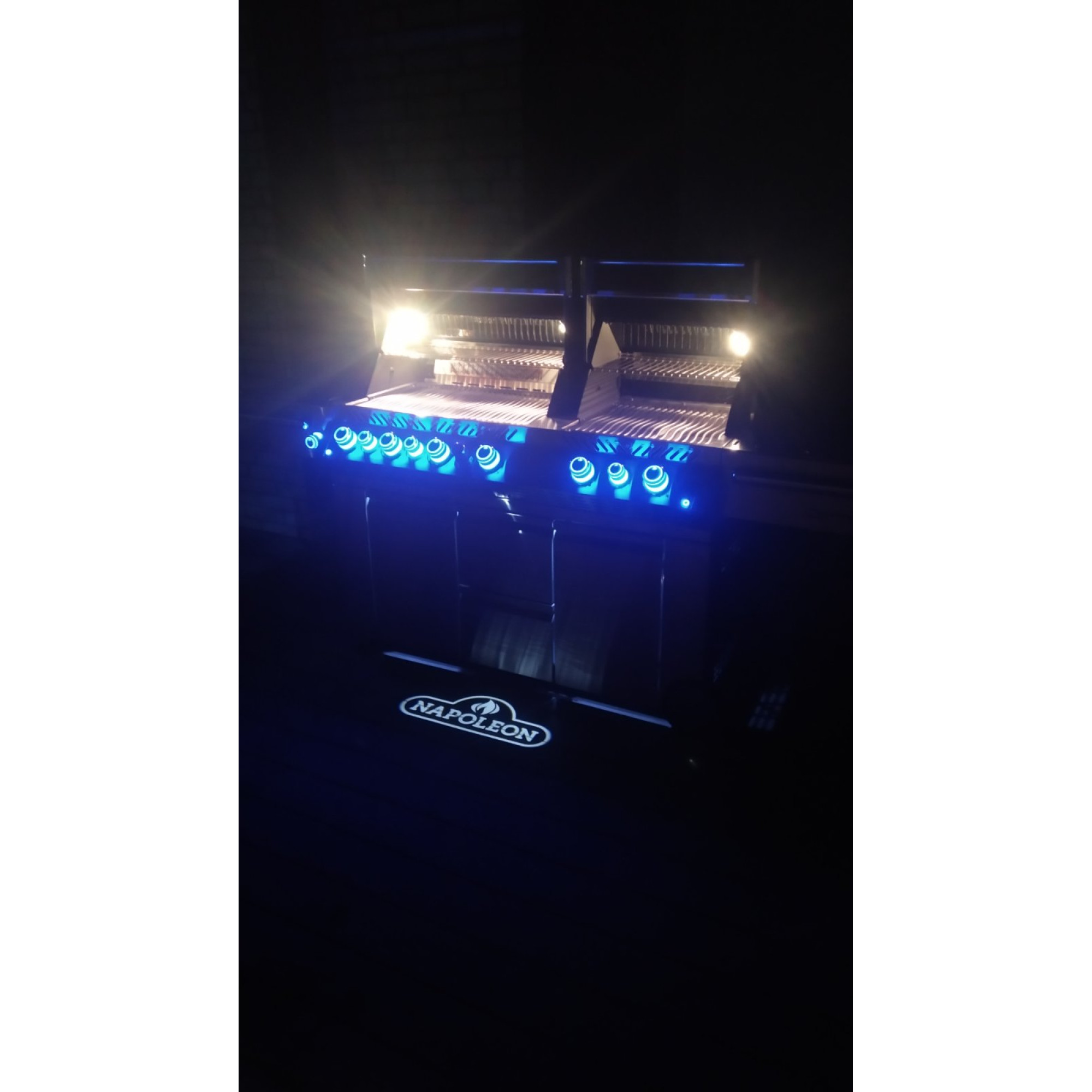 Газовый гриль Prestige PRO 825 RSBI Napoleon PRO825RSBIPSS. - 2 - Robinzon.ua