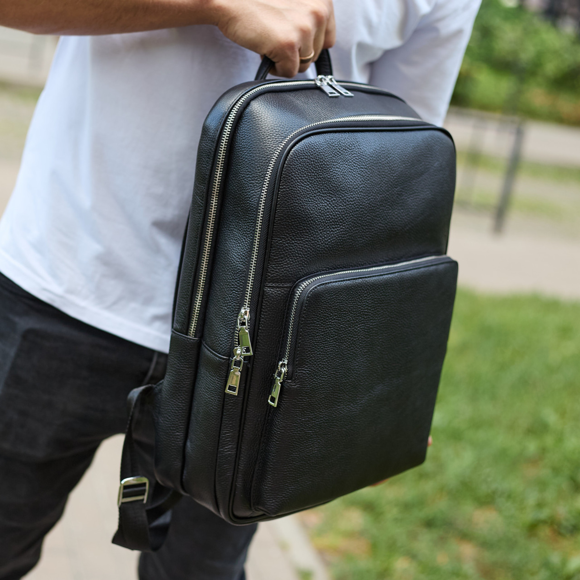 Кожаный мужской рюкзак классический черный из натуральной кожи качественный Tiding Bag 45239 - 5 - Robinzon.ua