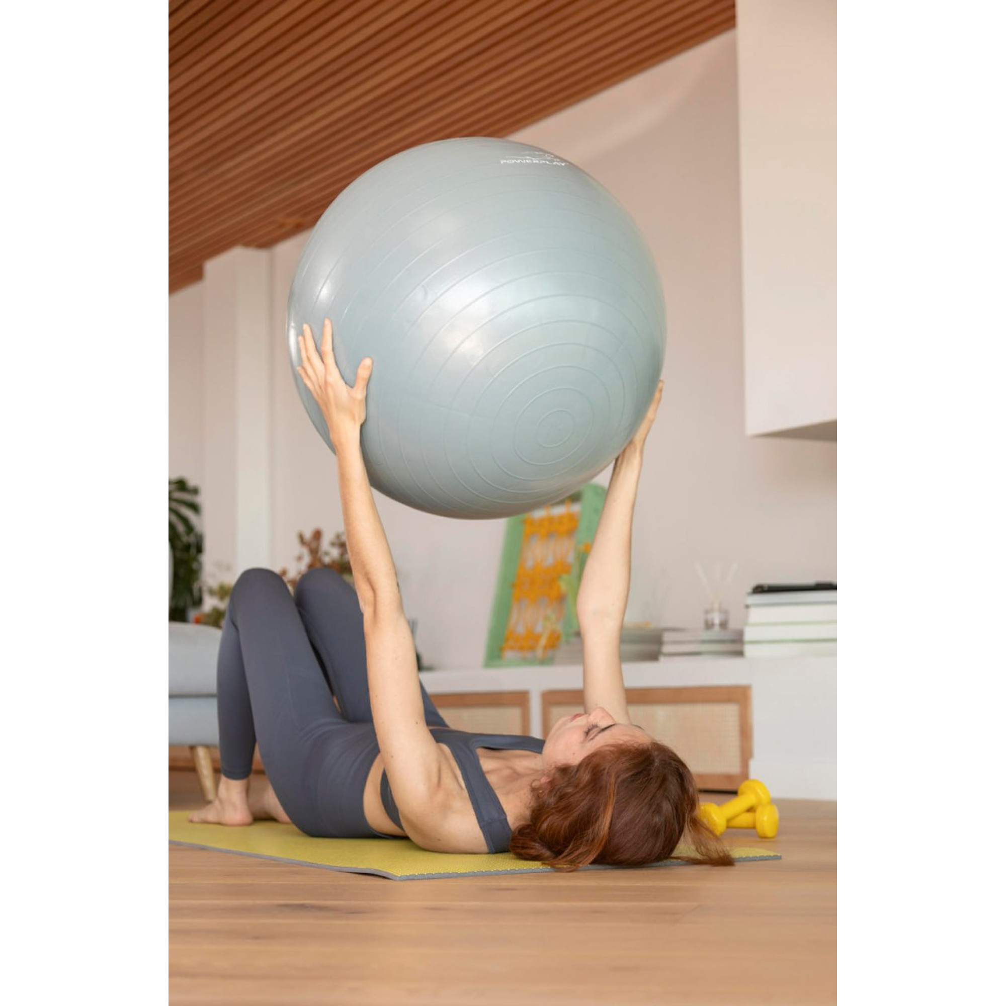 М'яч для фітнесу (фітбол) PowerPlay 4001 &Oslash;65 cm Gymball Сірий + насос - 4 - Robinzon.ua