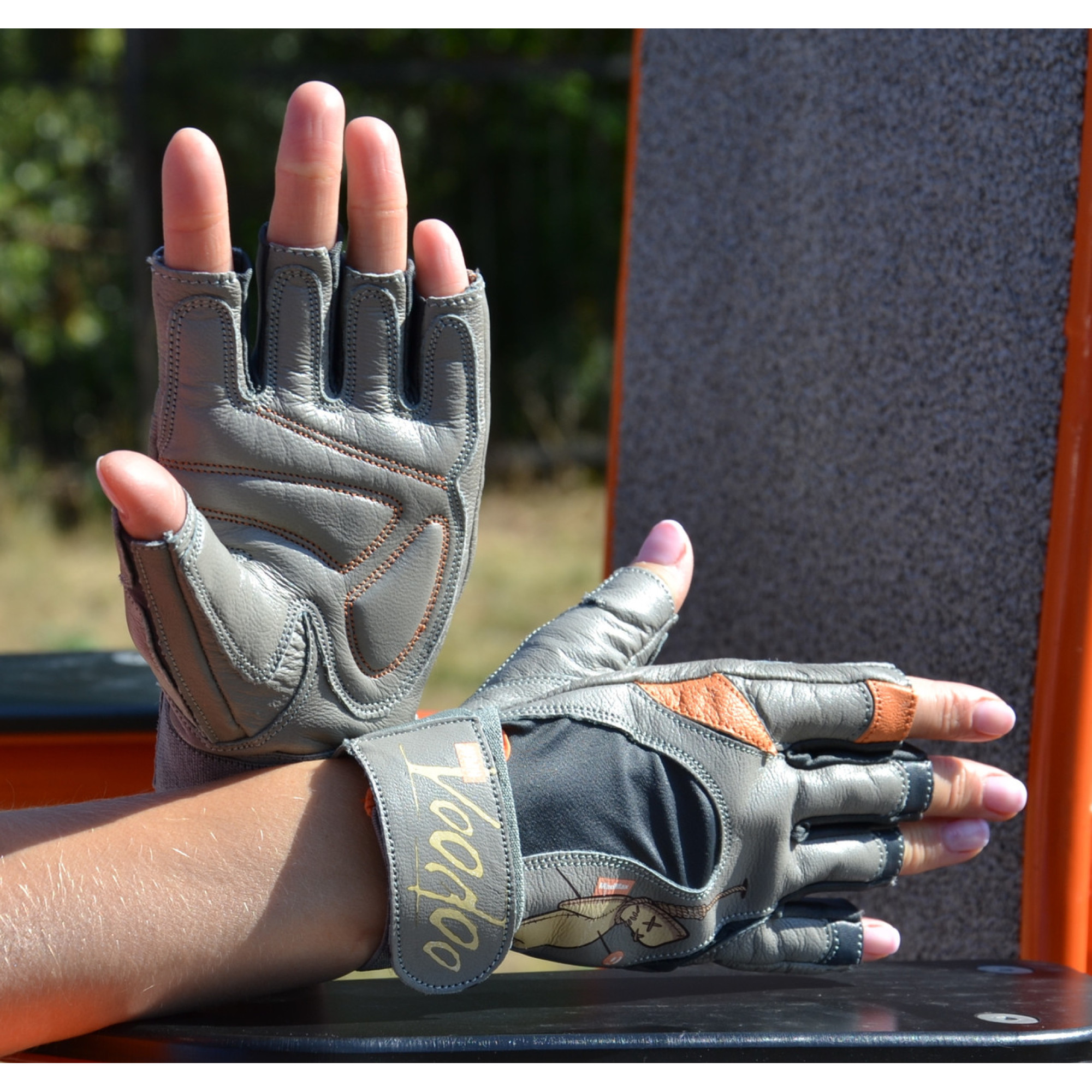 Рукавички для фітнесу та важкої атлетики MadMax MFG-921 Voodoo Light grey/orange M - 6 - Robinzon.ua