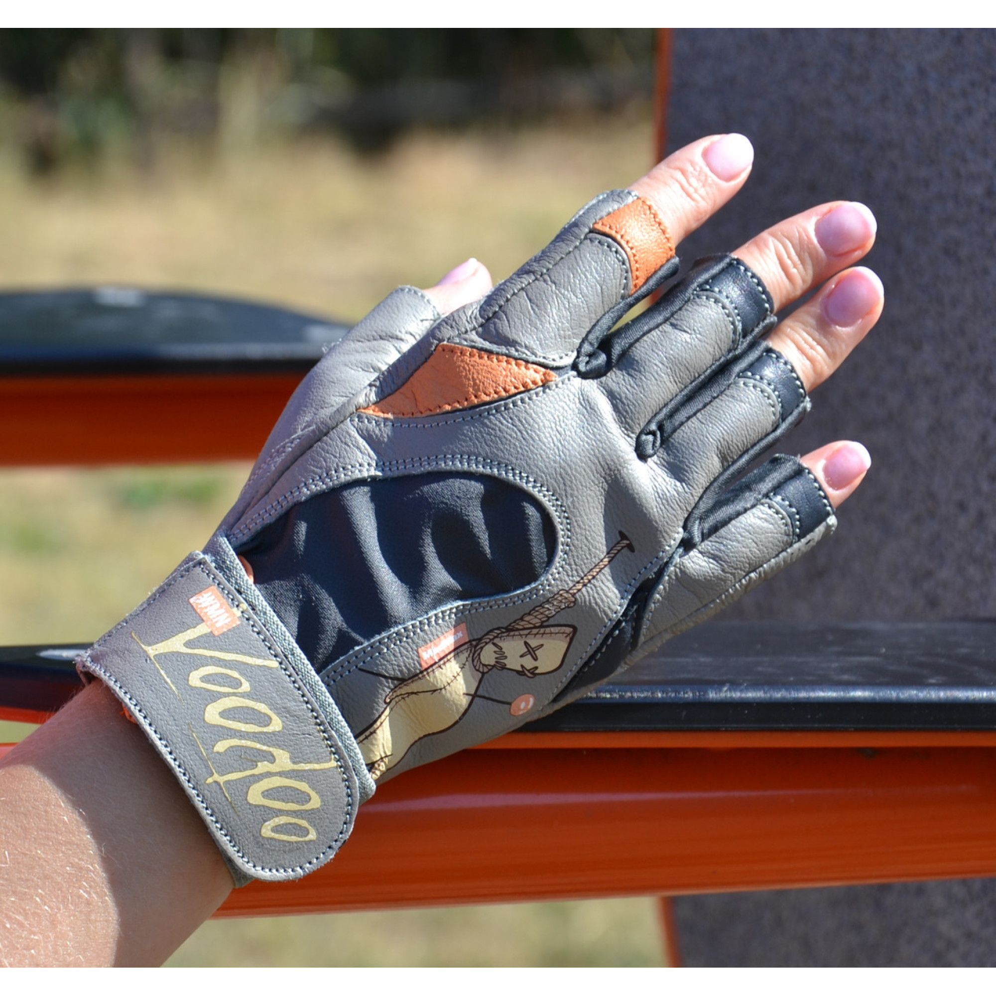 Рукавички для фітнесу та важкої атлетики MadMax MFG-921 Voodoo Light grey/orange M - 4 - Robinzon.ua