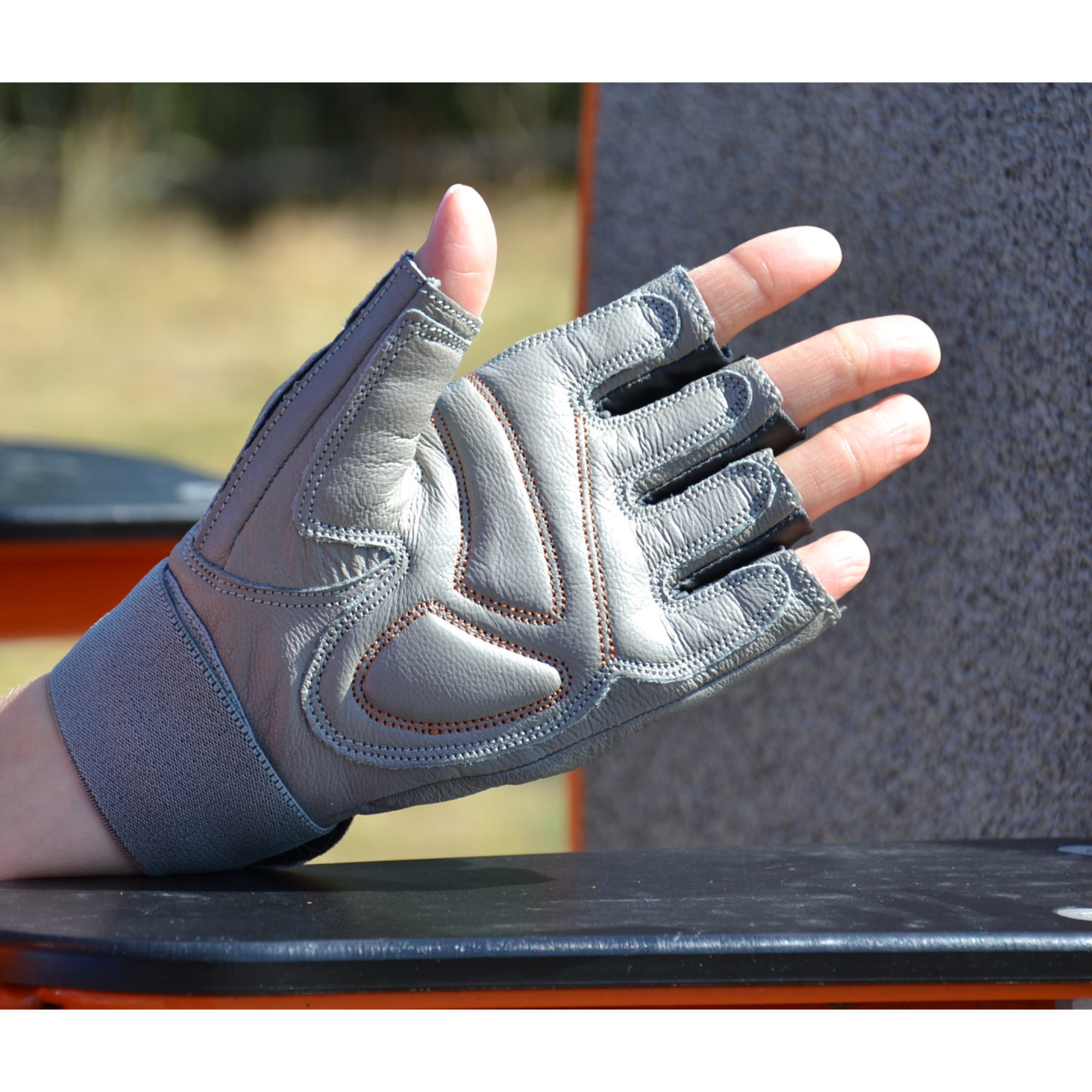 Рукавички для фітнесу та важкої атлетики MadMax MFG-921 Voodoo Light grey/orange M - 5 - Robinzon.ua