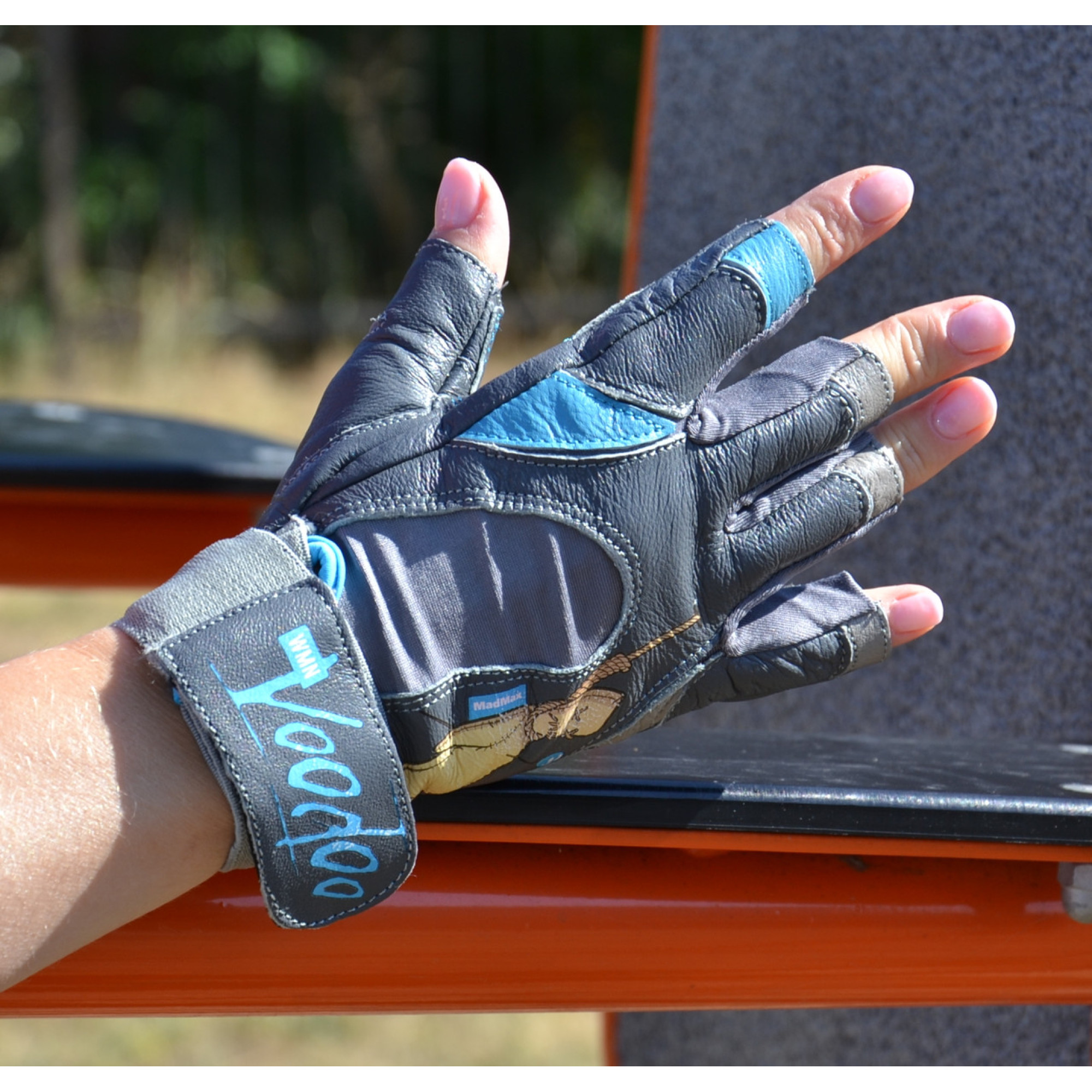 Перчатки для фитнеса и тяжелой атлетики MadMax MFG-921 Voodoo Mid grey/light blue M - 3 - Robinzon.ua